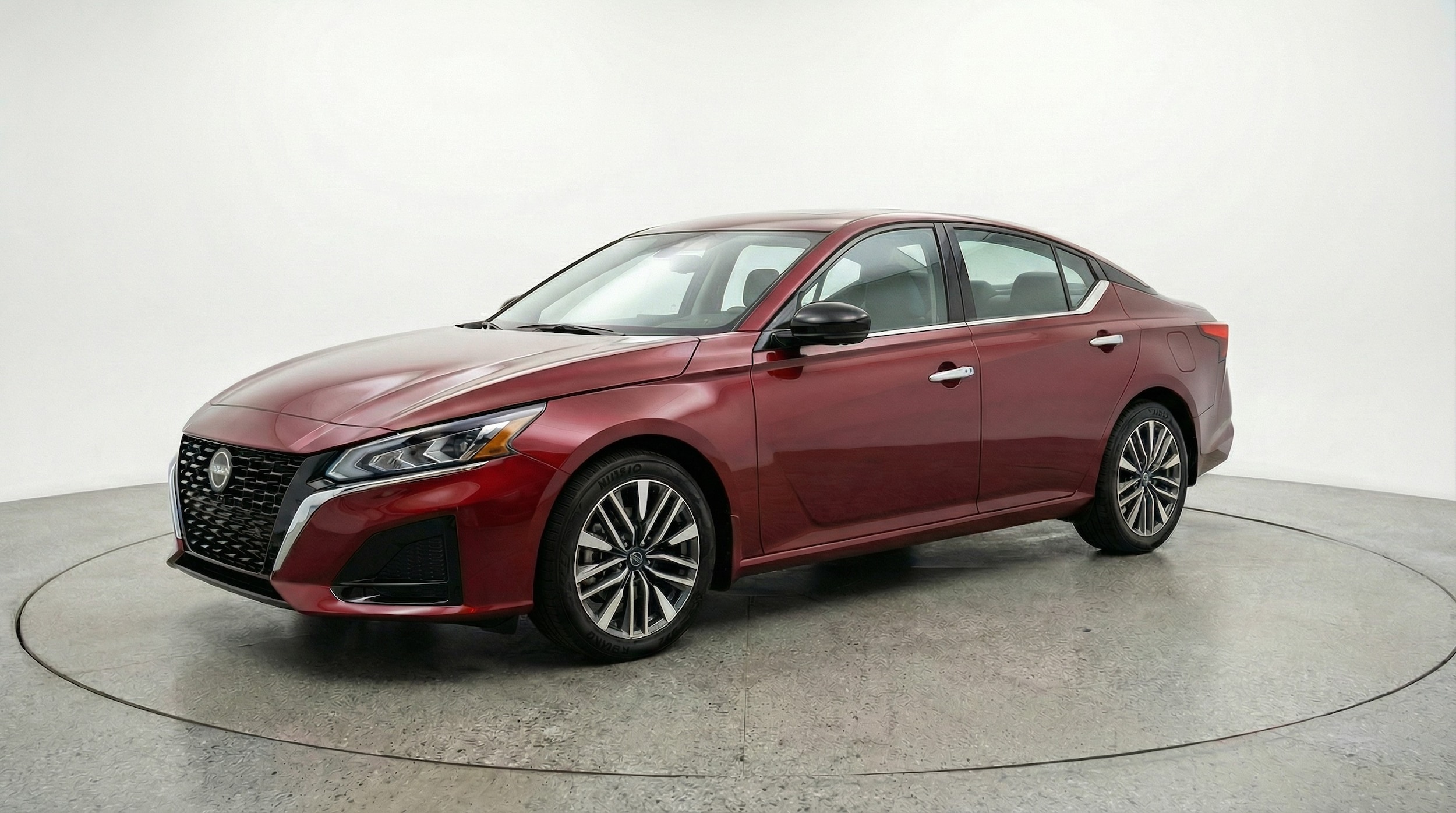 Thumbnail: 2025 Nissan Altima - 3