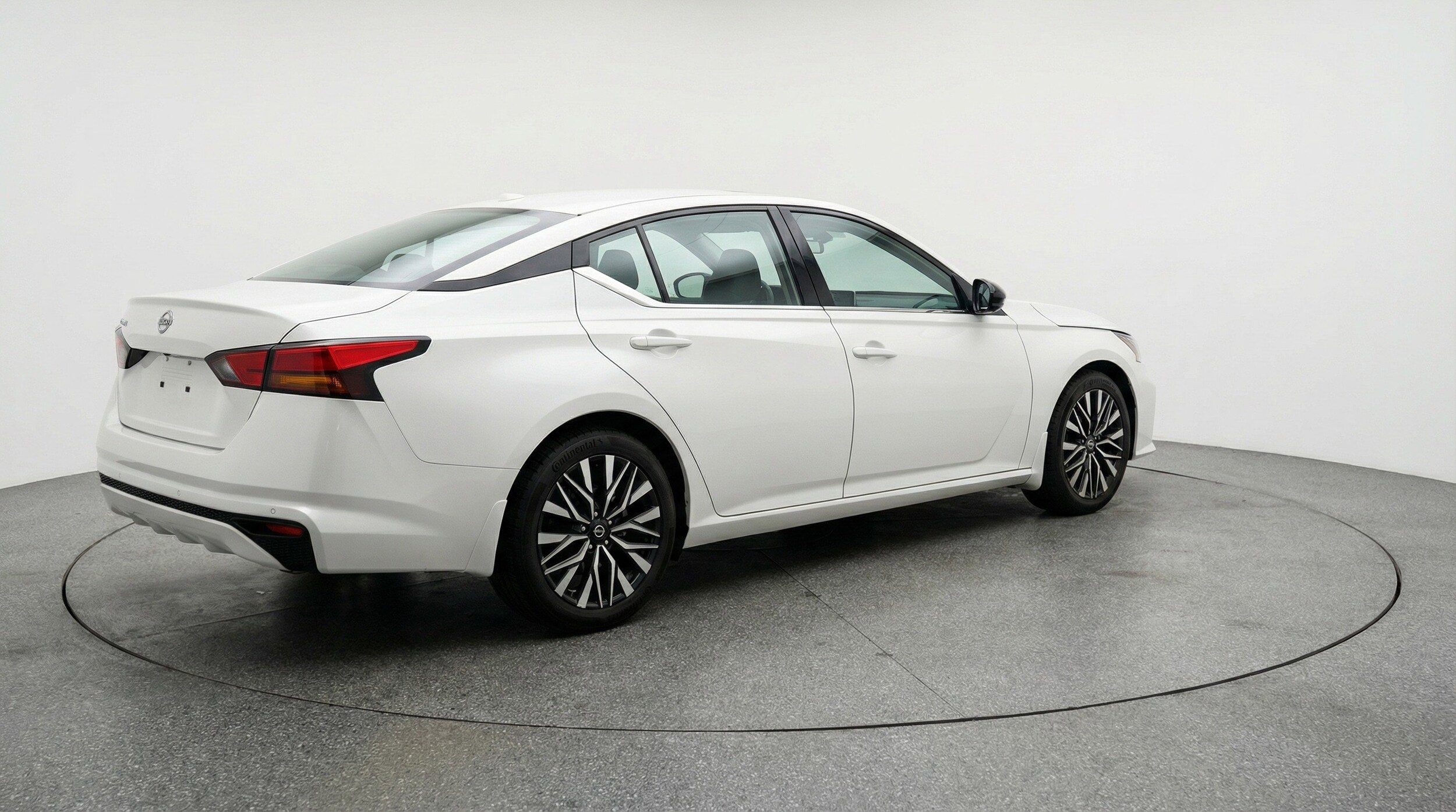 Thumbnail: 2025 Nissan Altima - 9