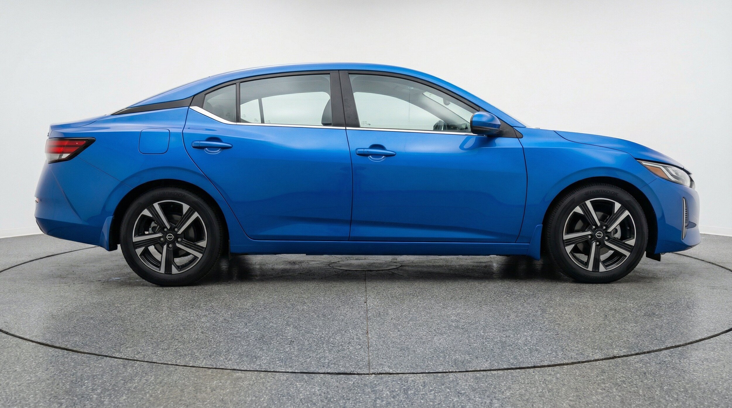Thumbnail: 2025 Nissan Sentra - 11
