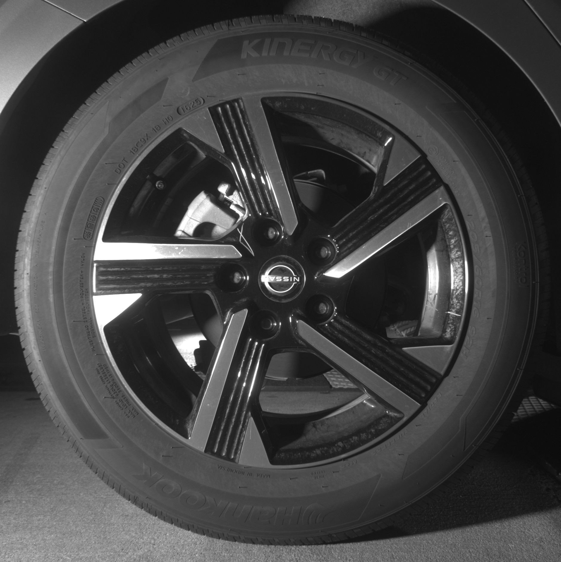 Thumbnail: 2025 Nissan Sentra - 15