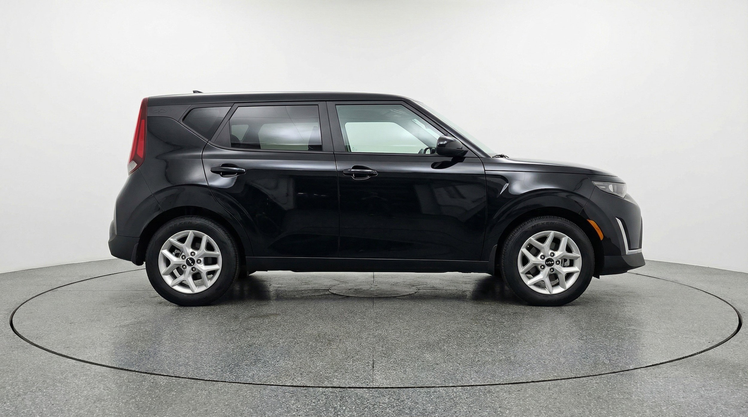 Thumbnail: 2025 Kia Soul - 11