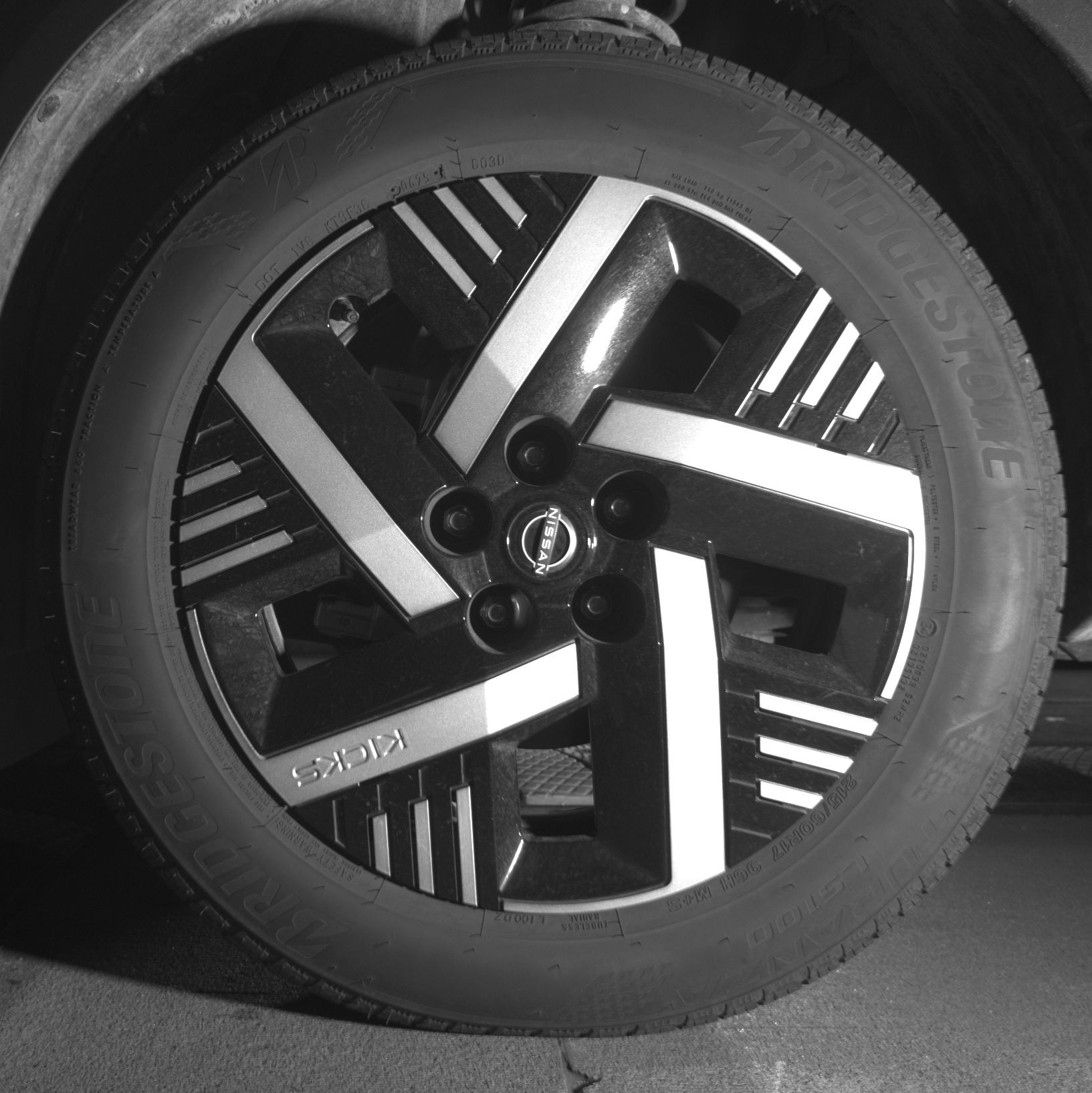 Thumbnail: 2025 Nissan Kicks - 9