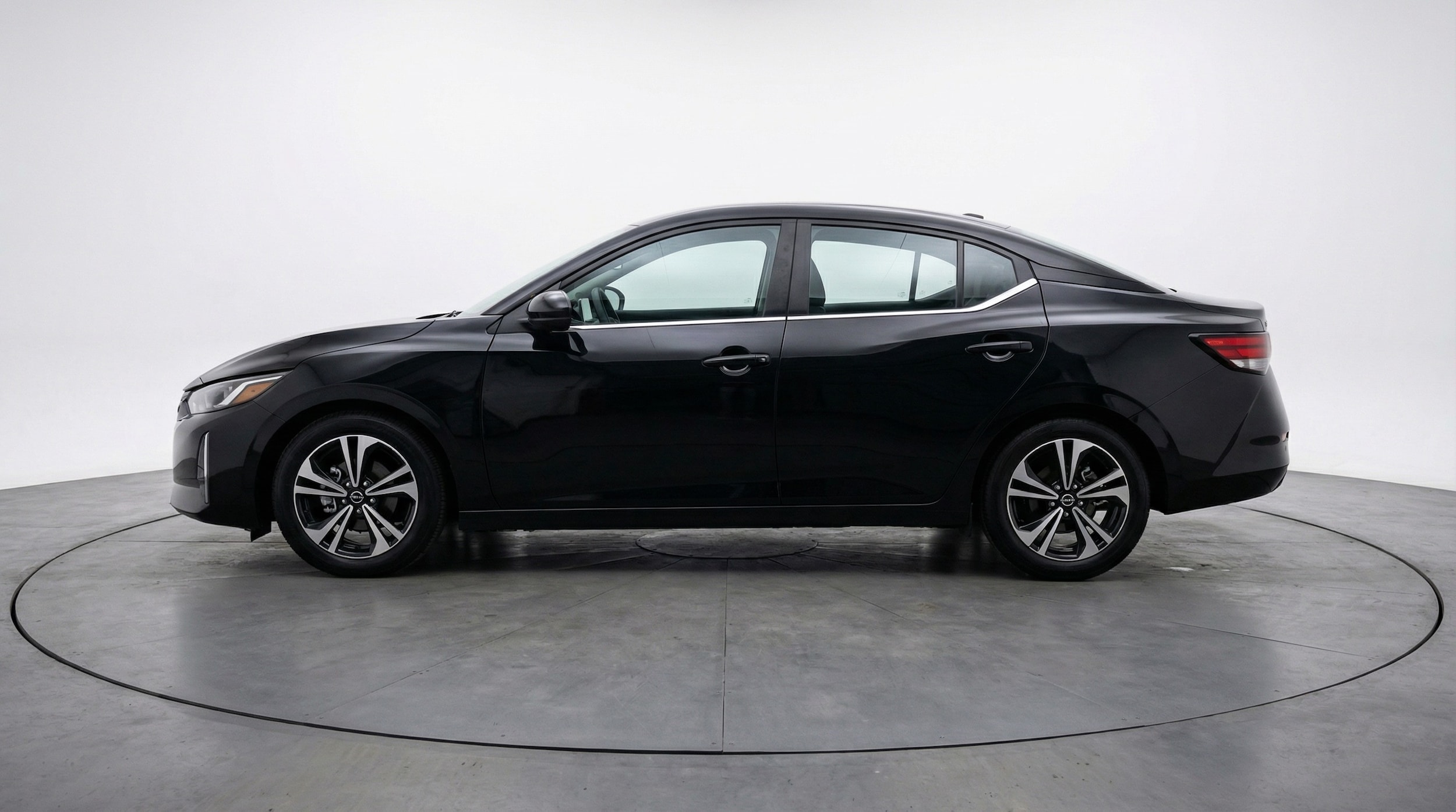 Thumbnail: 2025 Nissan Sentra - 4