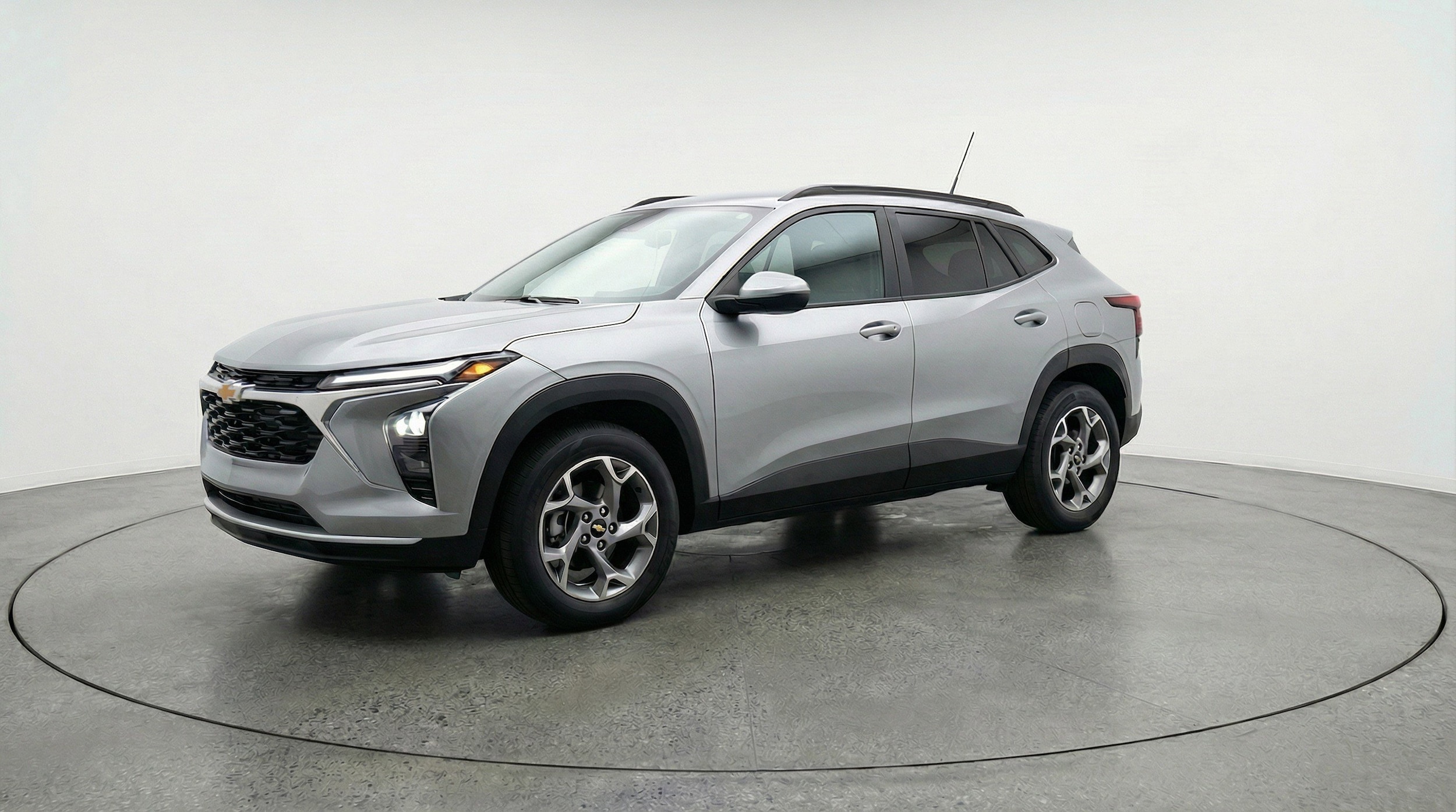 Thumbnail: 2025 Chevrolet Trax - 3