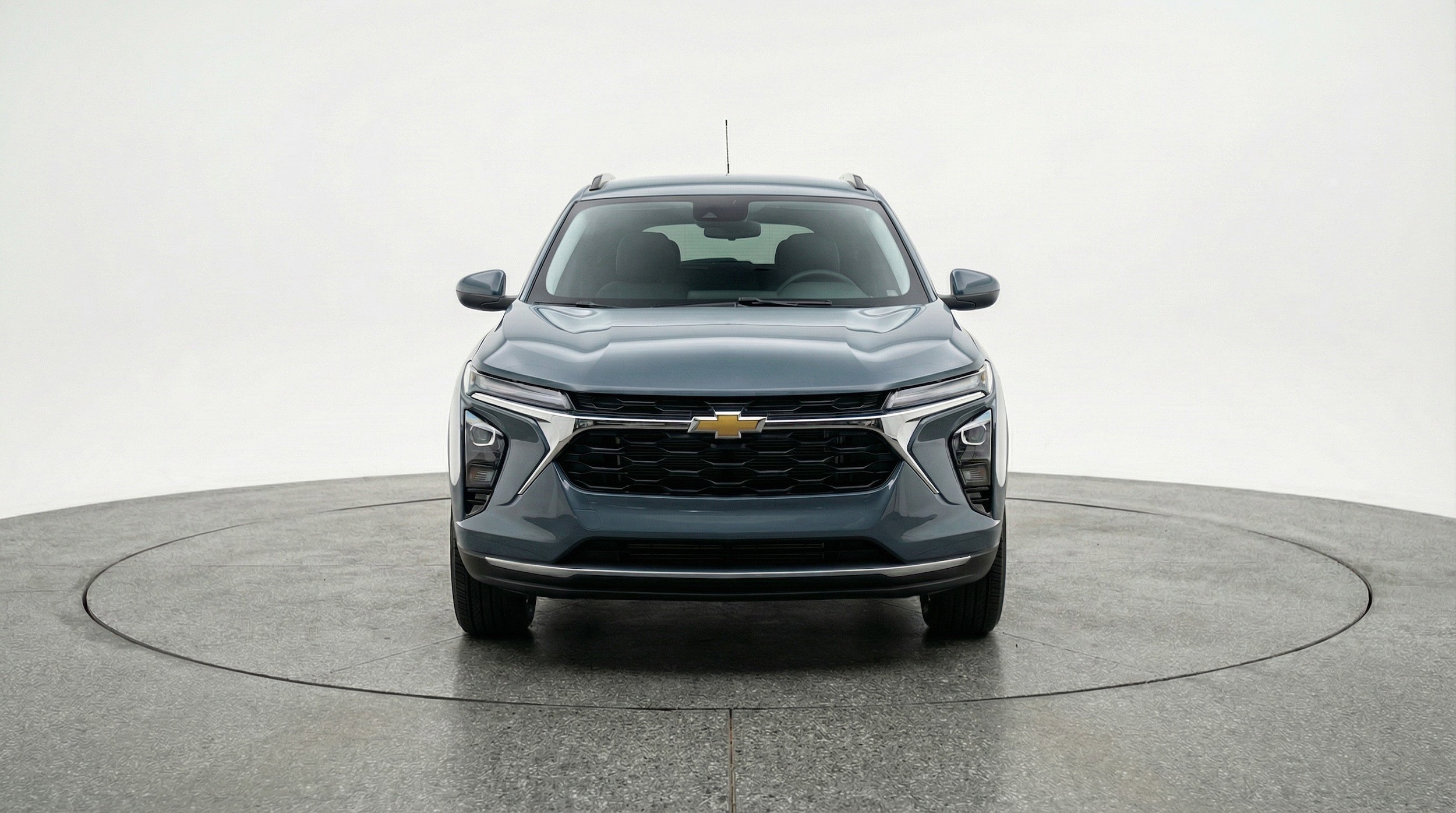 Thumbnail: 2025 Chevrolet Trax - 2