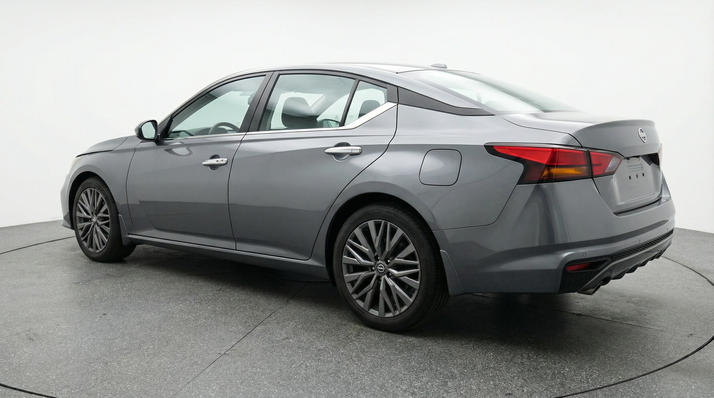 Thumbnail: 2025 Nissan Altima - 5