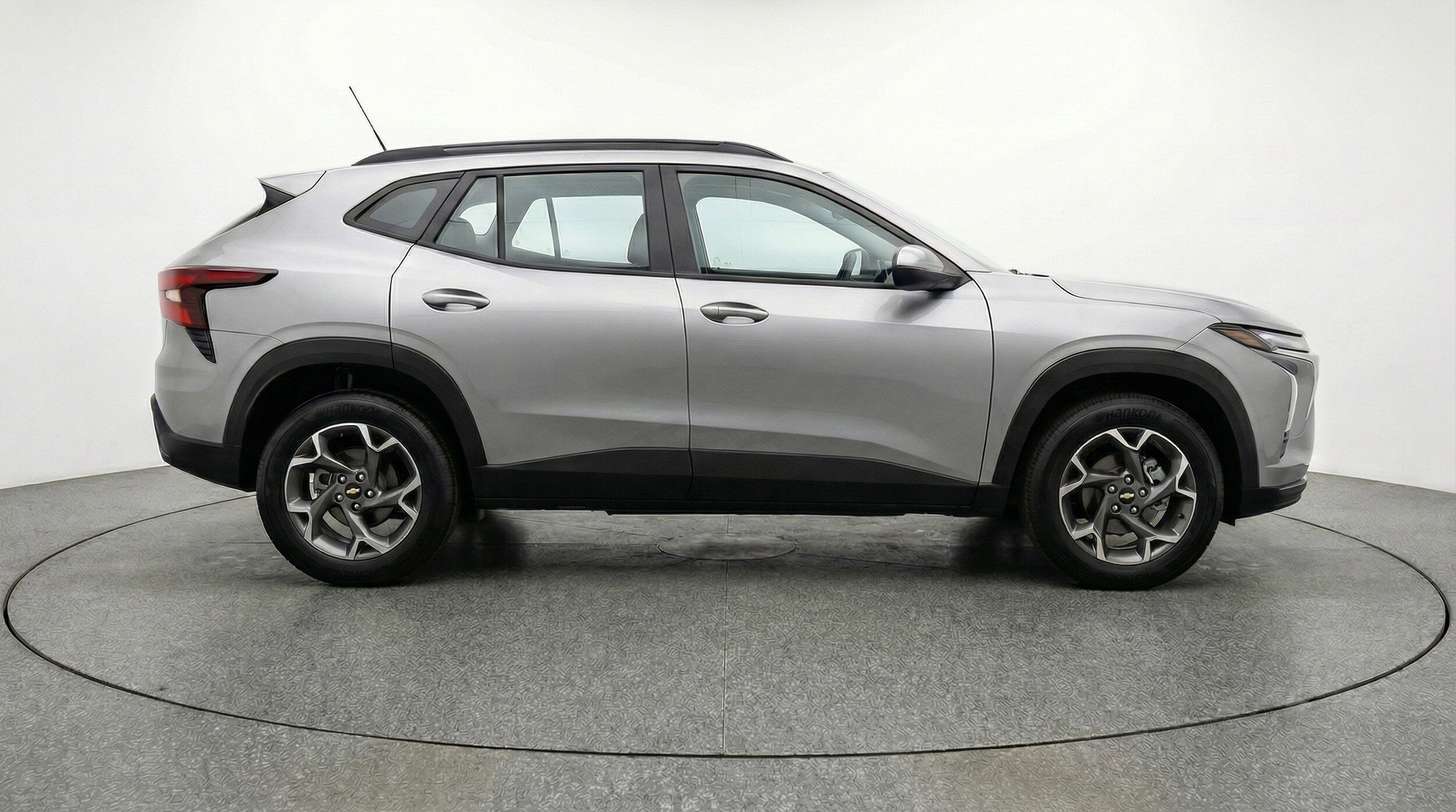 Thumbnail: 2025 Chevrolet Trax - 11