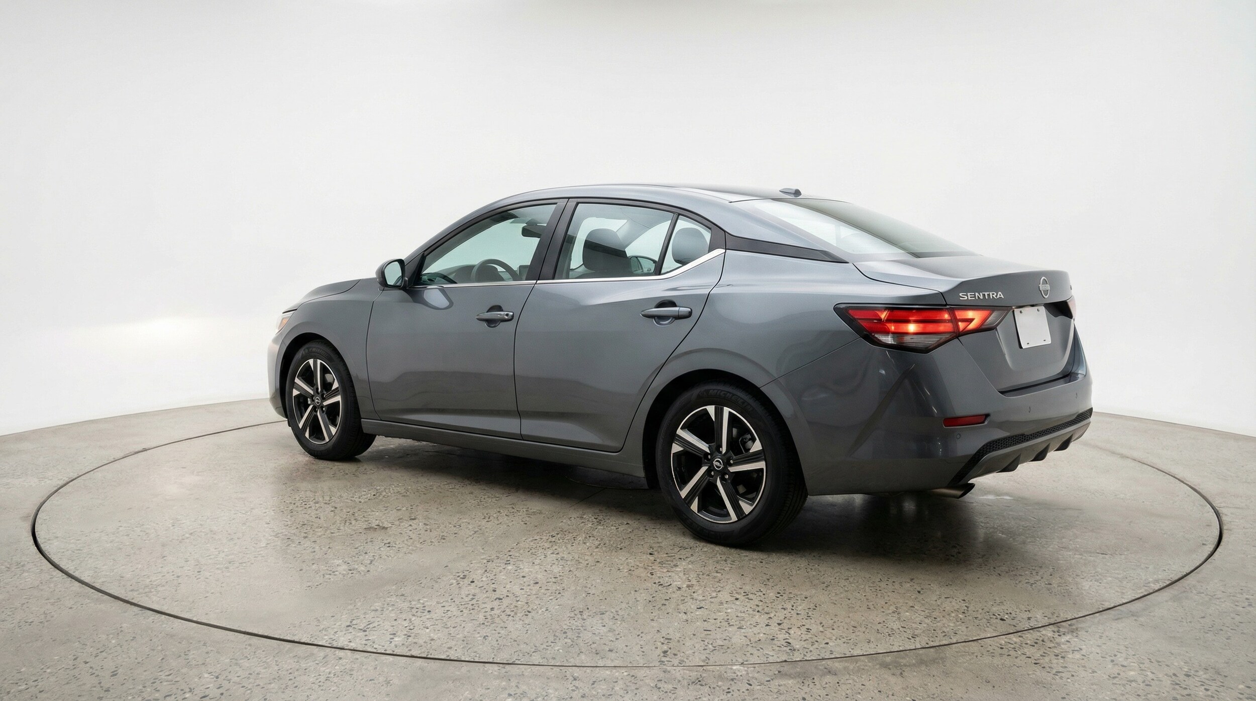 Thumbnail: 2025 Nissan Sentra - 5