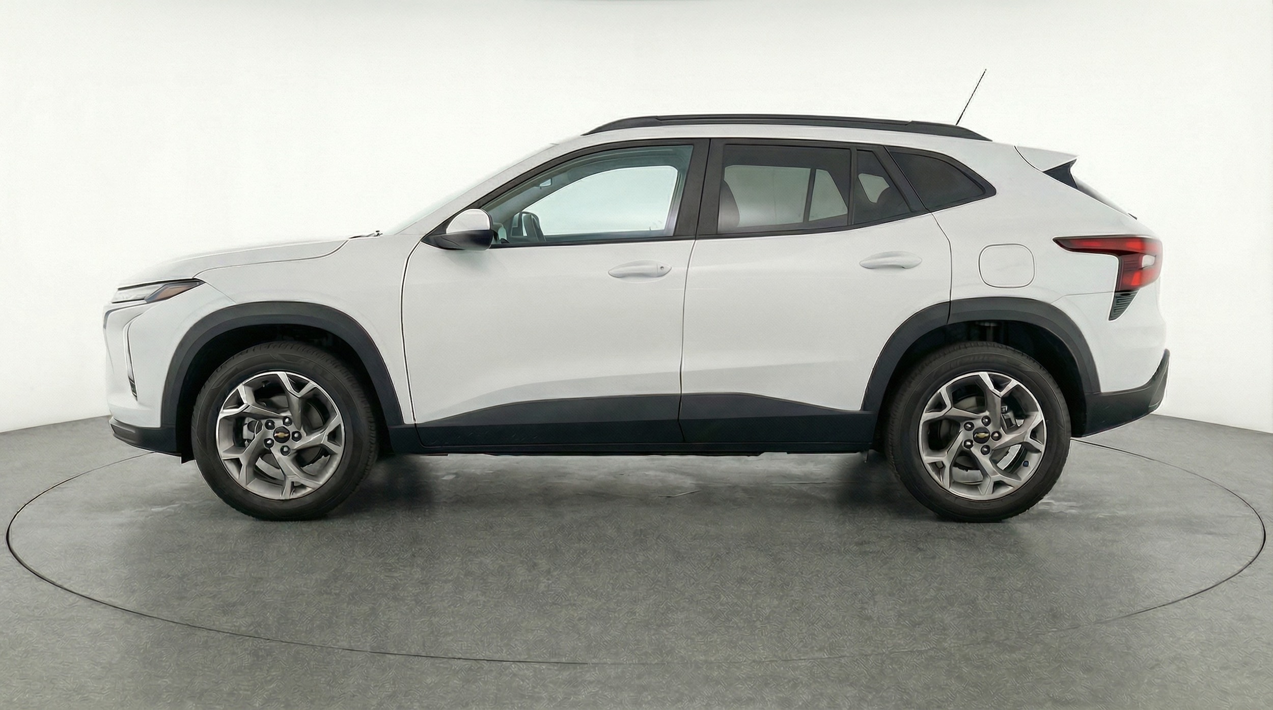Thumbnail: 2025 Chevrolet Trax - 4