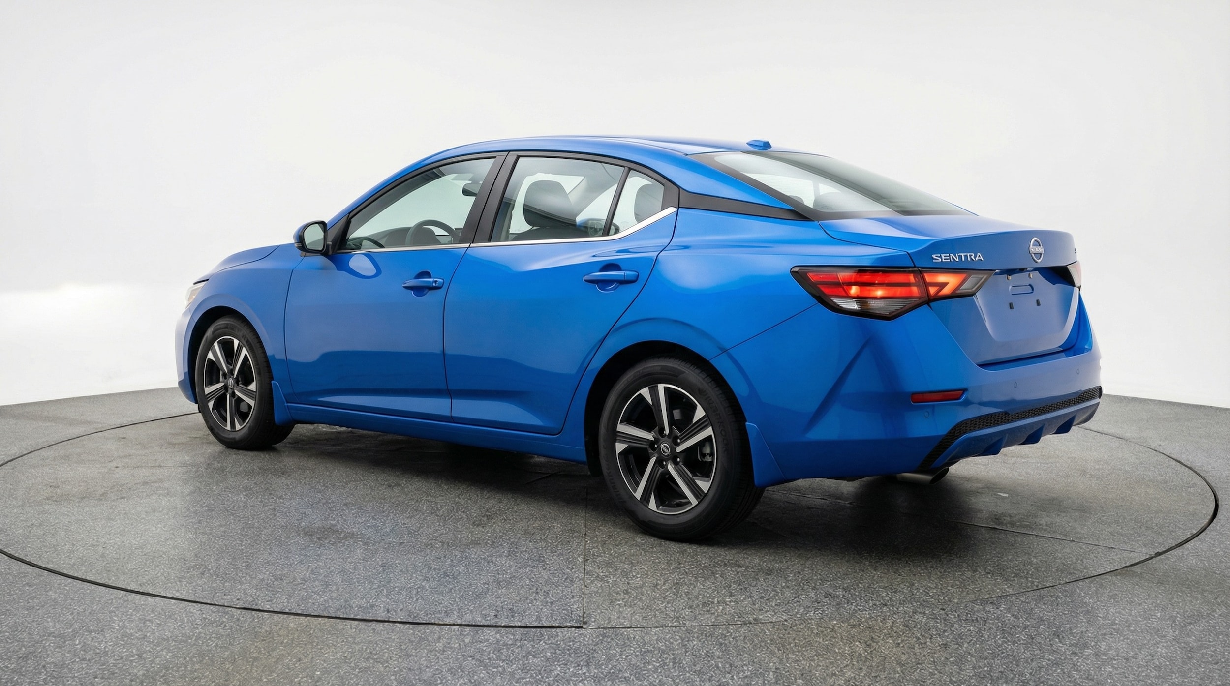 Thumbnail: 2025 Nissan Sentra - 5