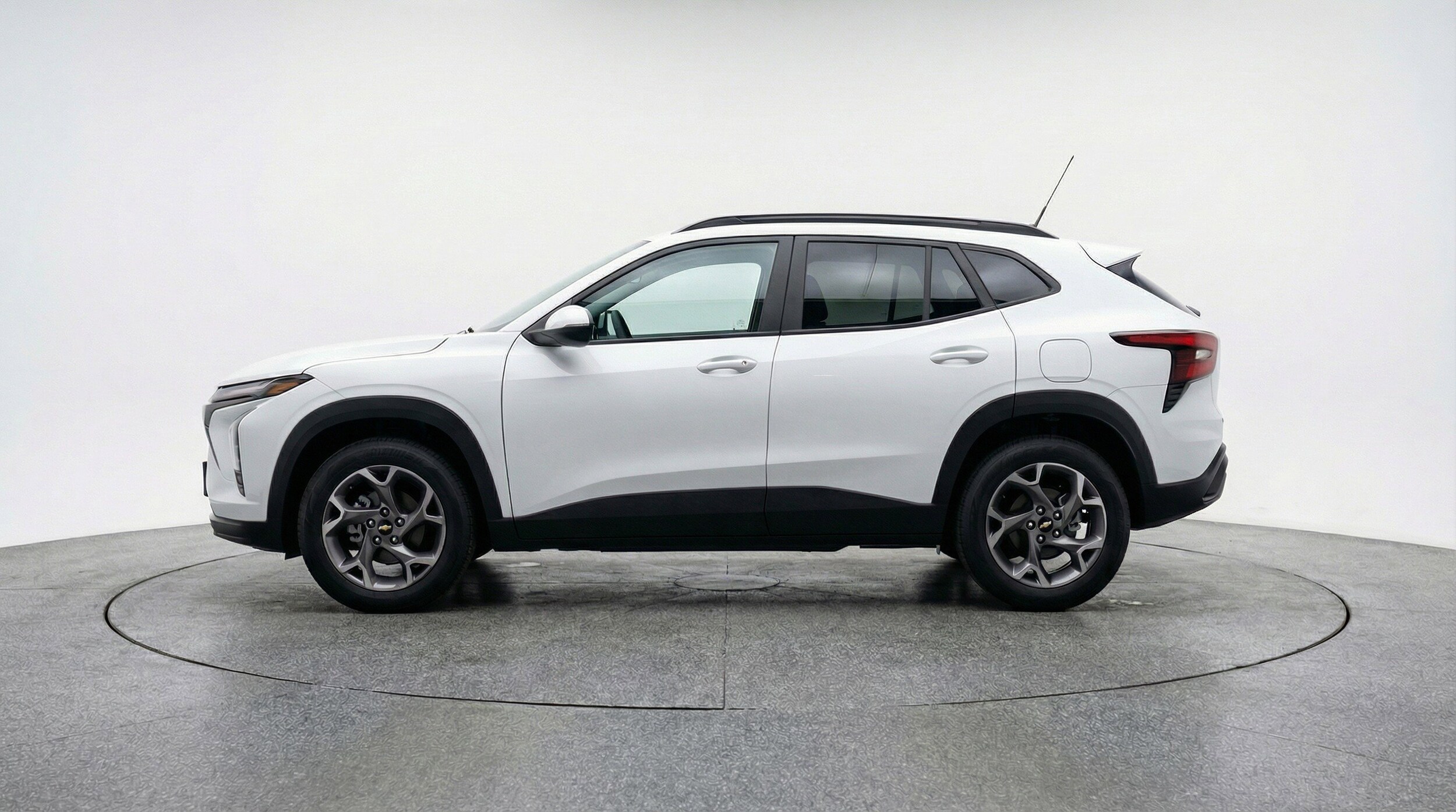 Thumbnail: 2025 Chevrolet Trax - 5