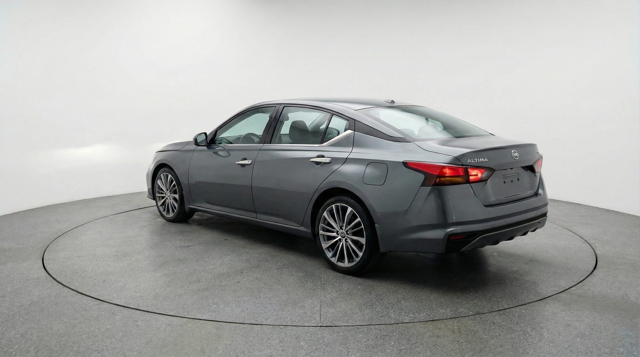 Thumbnail: 2025 Nissan Altima - 5