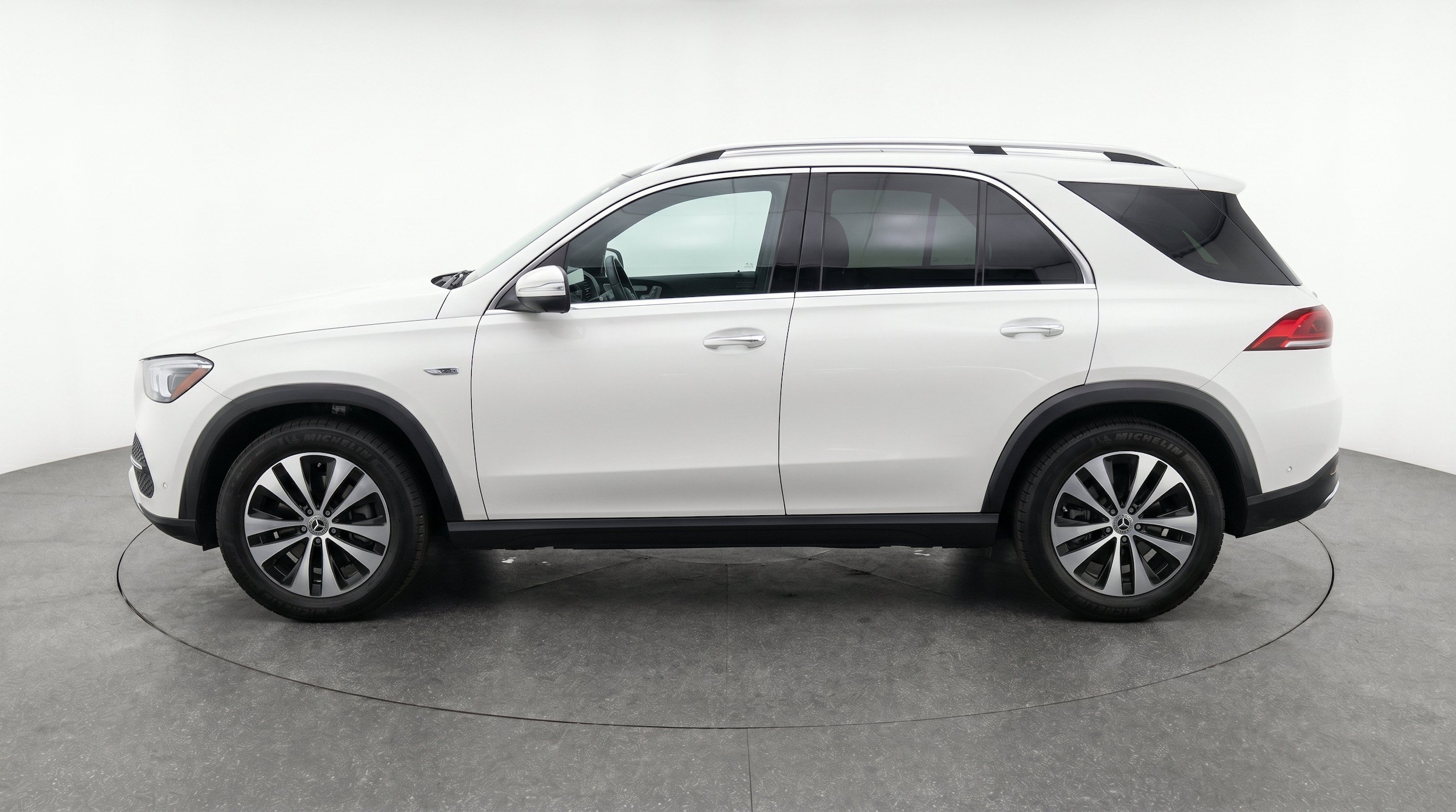 Thumbnail: 2026 Mercedes-Benz GLE - 5