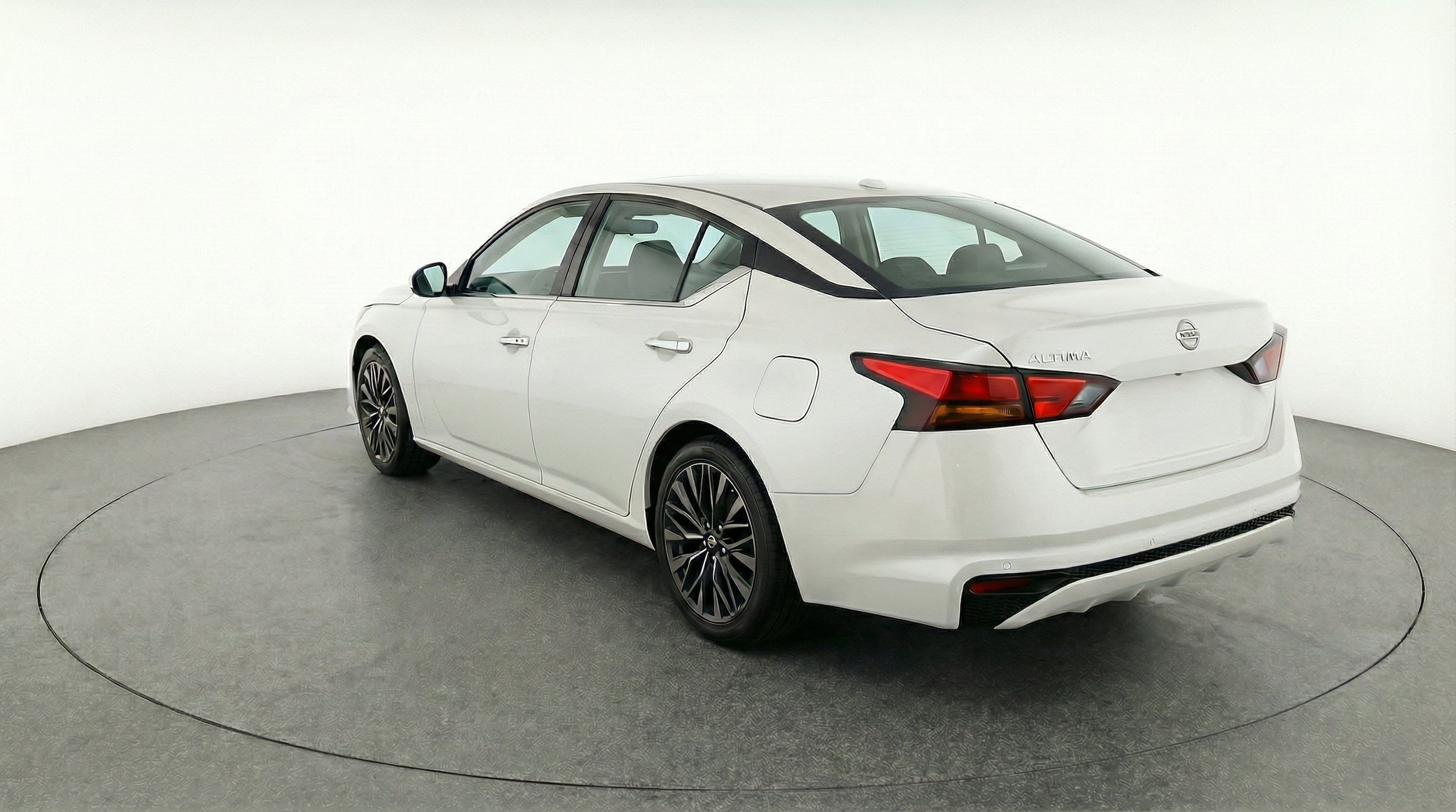 Thumbnail: 2025 Nissan Altima - 6