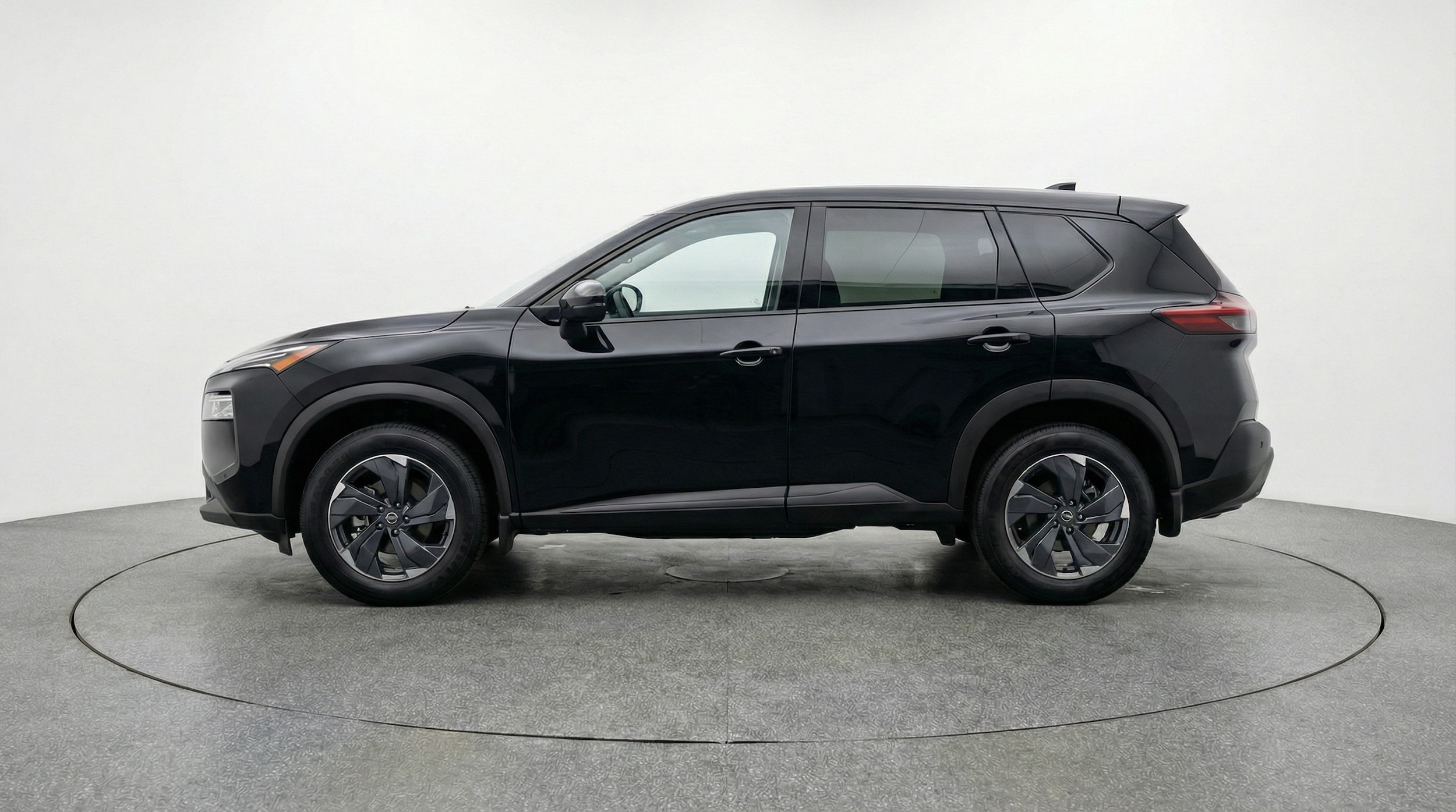 Thumbnail: 2025 Nissan Rogue - 4