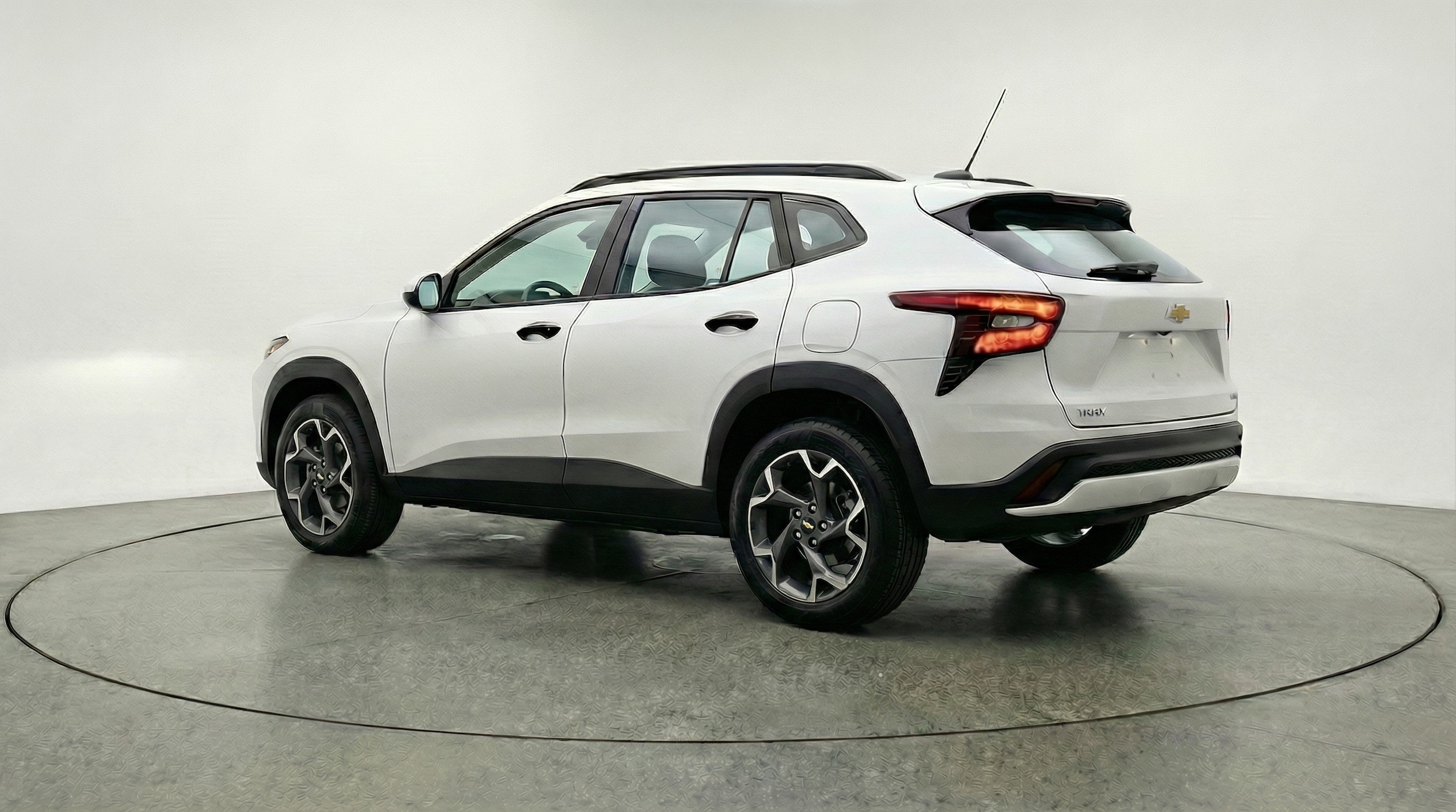 Thumbnail: 2025 Chevrolet Trax - 5