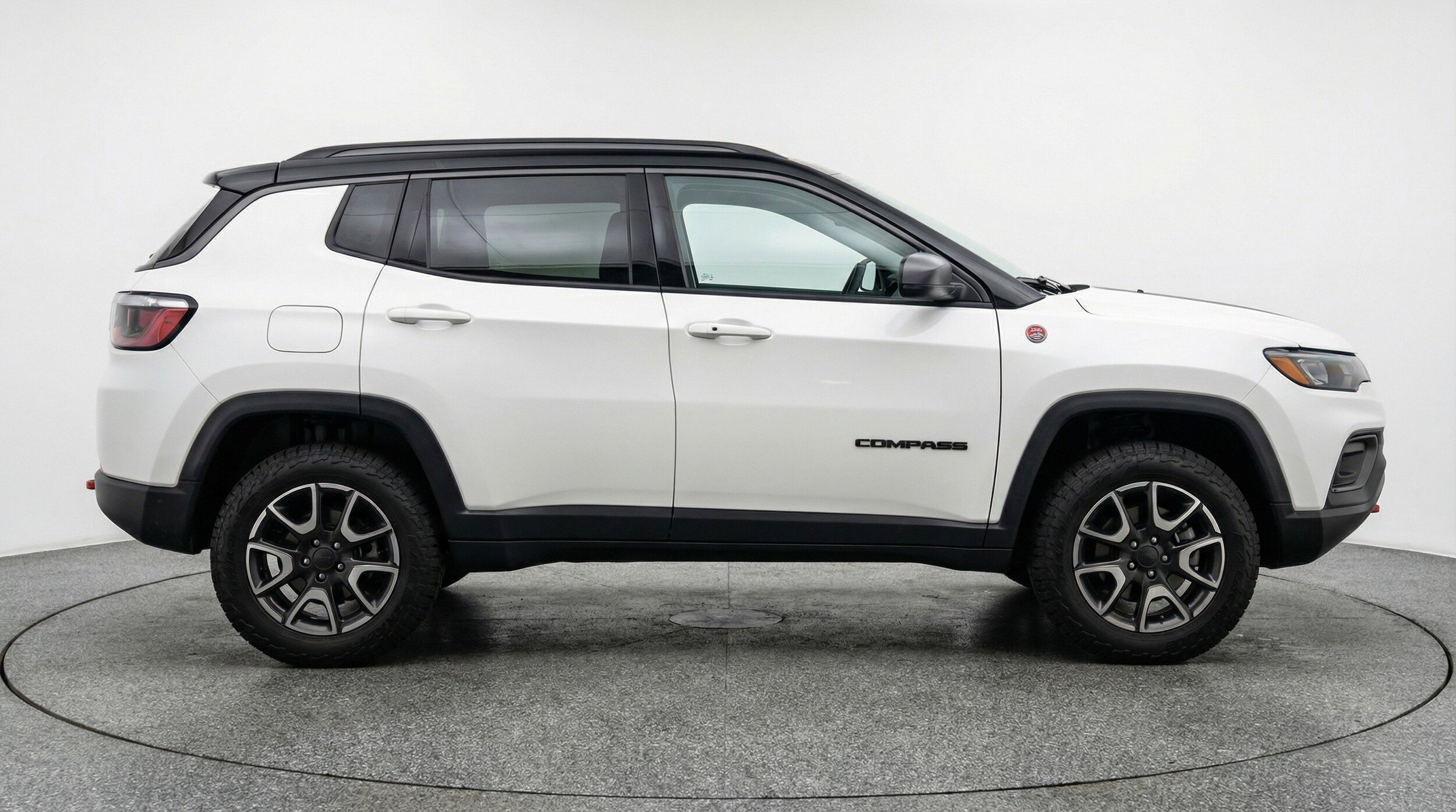 Thumbnail: 2025 Jeep Compass - 11