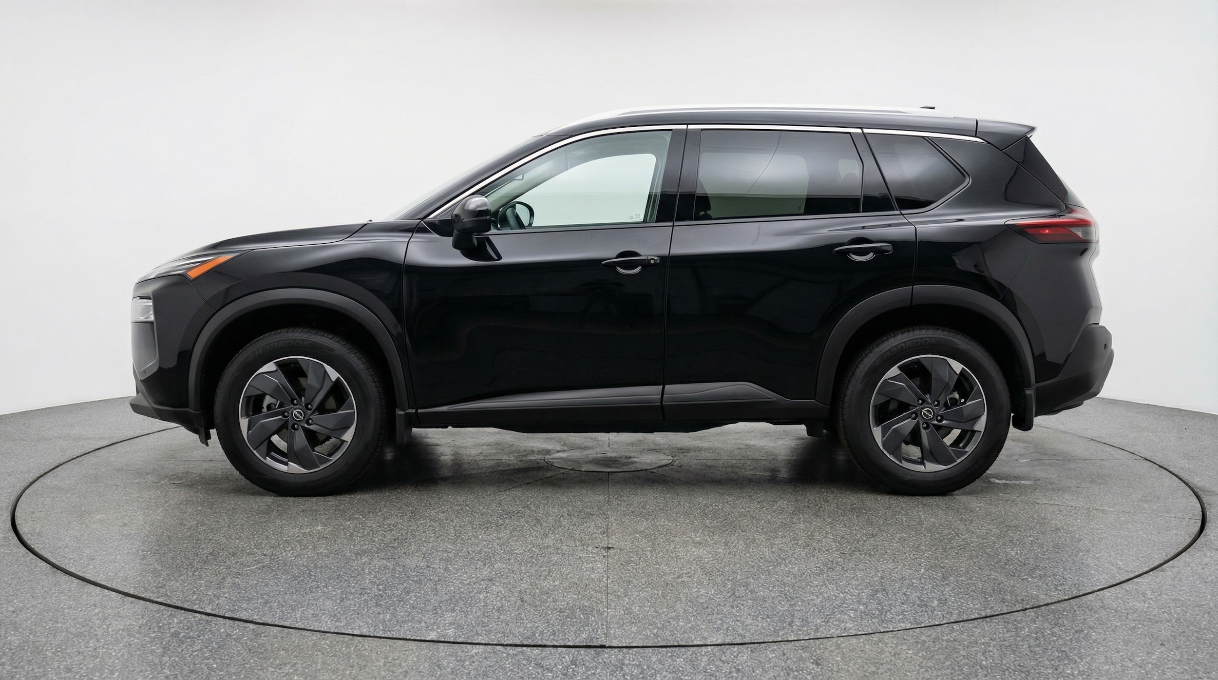 Thumbnail: 2025 Nissan Rogue - 4