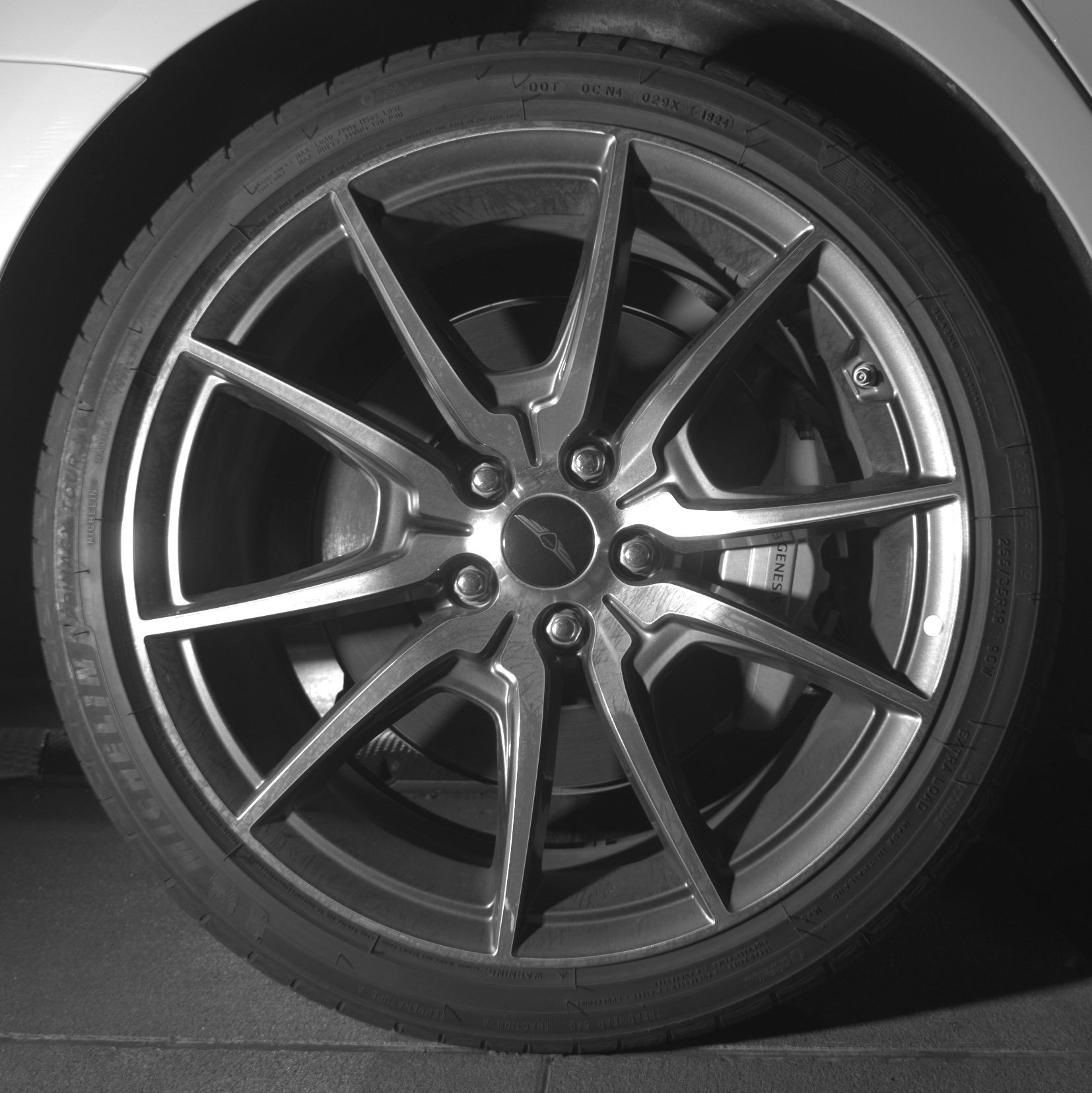 Thumbnail: 2025 Genesis G70 - 12