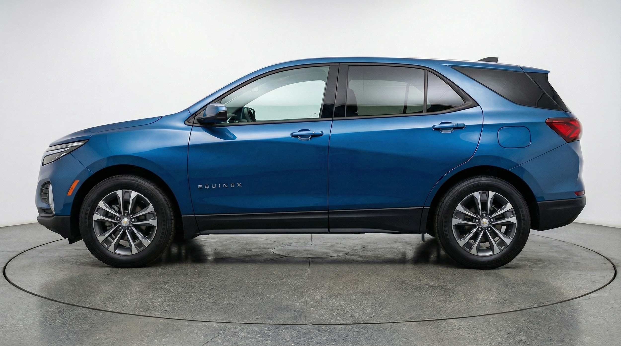 Thumbnail: 2025 Chevrolet Equinox - 4