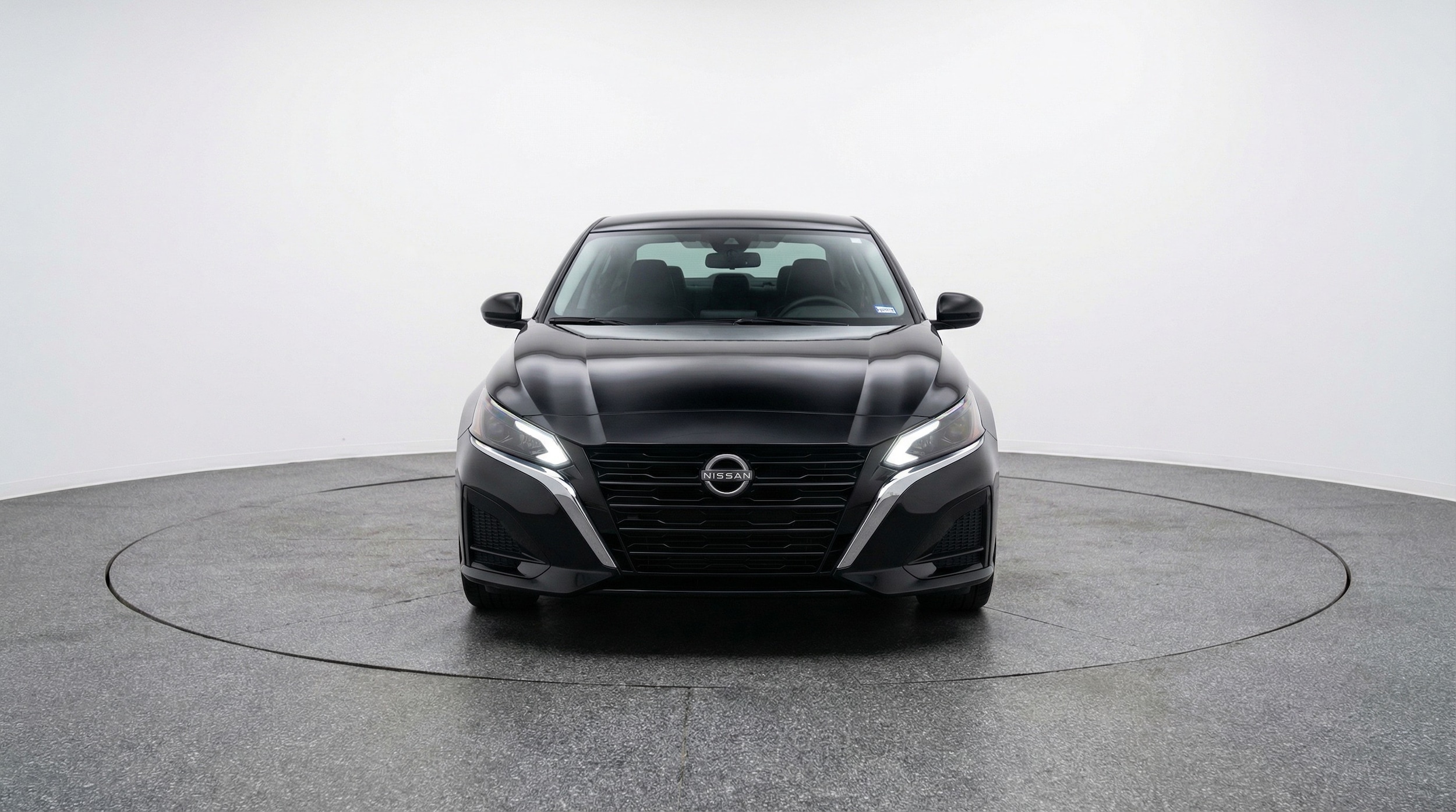 Thumbnail: 2025 Nissan Altima - 2