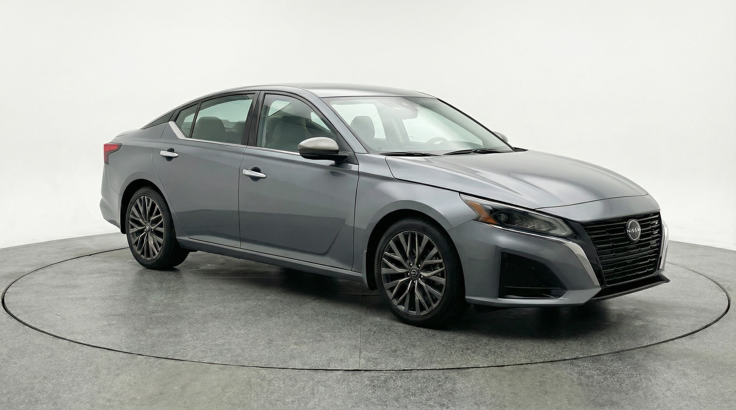 Thumbnail: 2025 Nissan Altima - 1