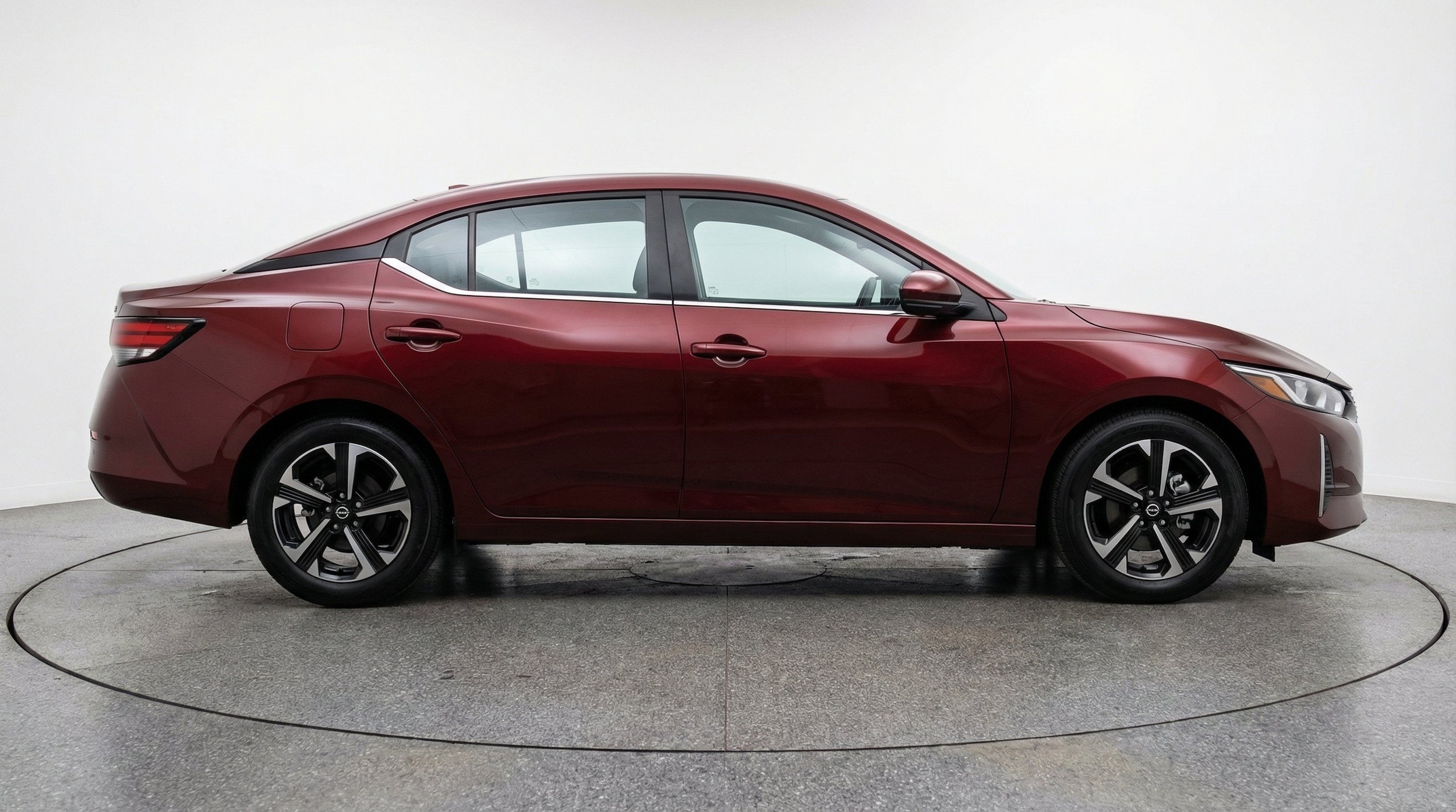 Thumbnail: 2025 Nissan Sentra - 11
