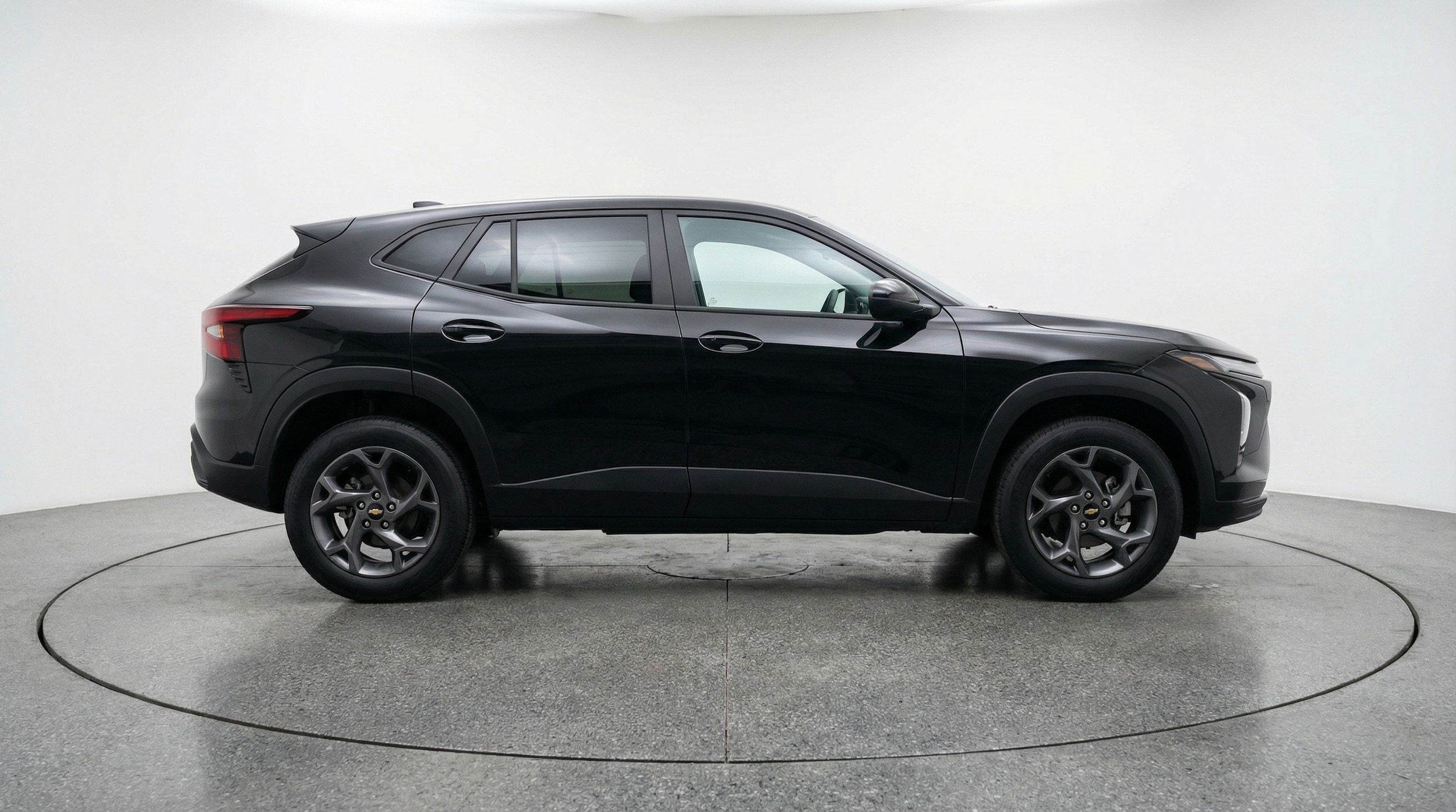 Thumbnail: 2025 Chevrolet Trax - 8