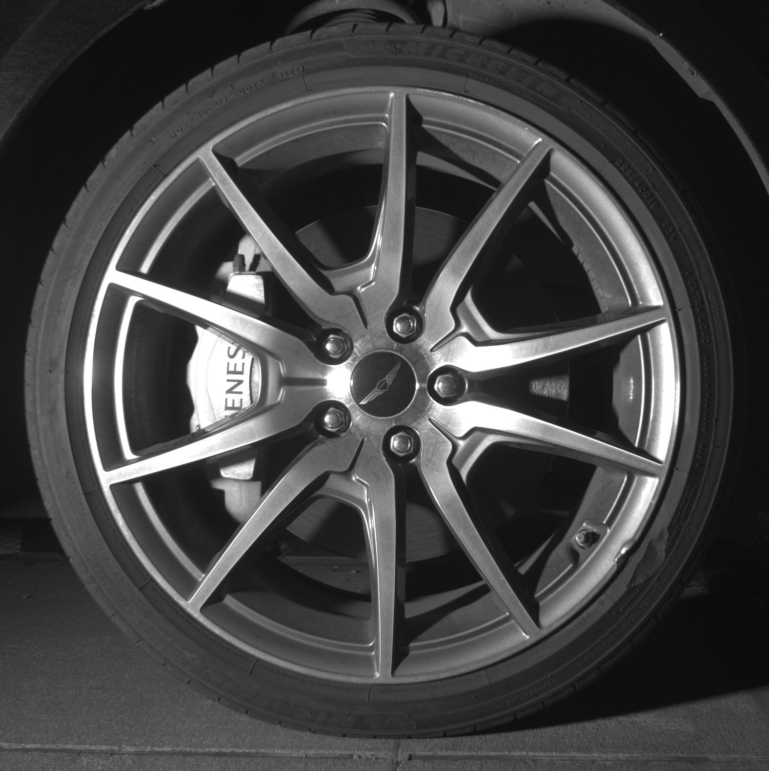 Thumbnail: 2025 Genesis G70 - 10