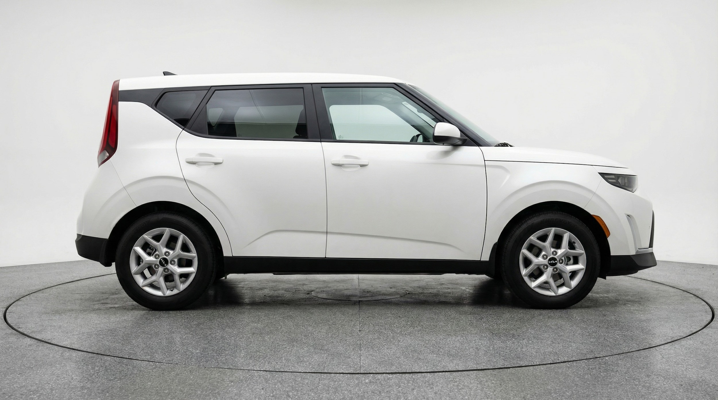 Thumbnail: 2025 Kia Soul - 8