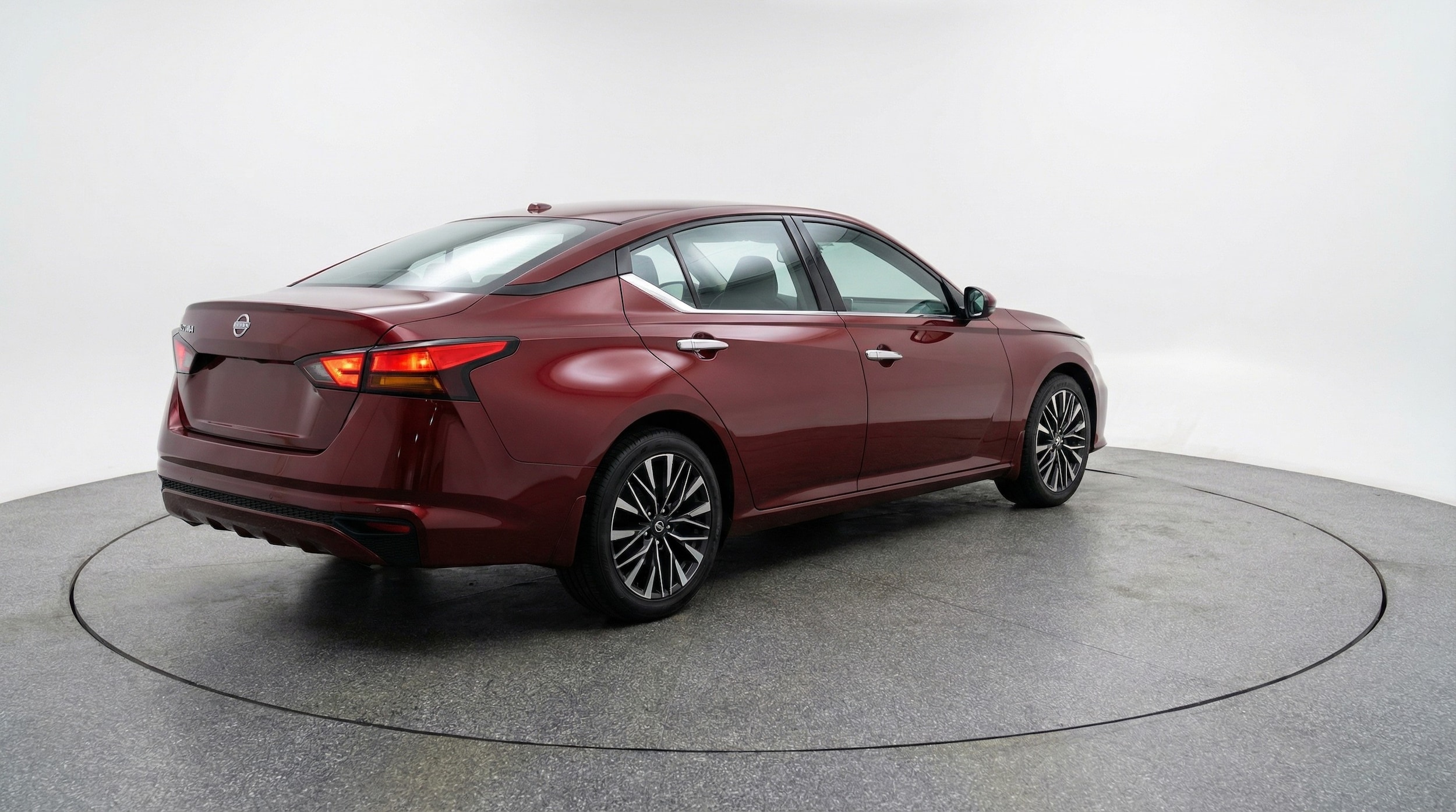 Thumbnail: 2025 Nissan Altima - 7