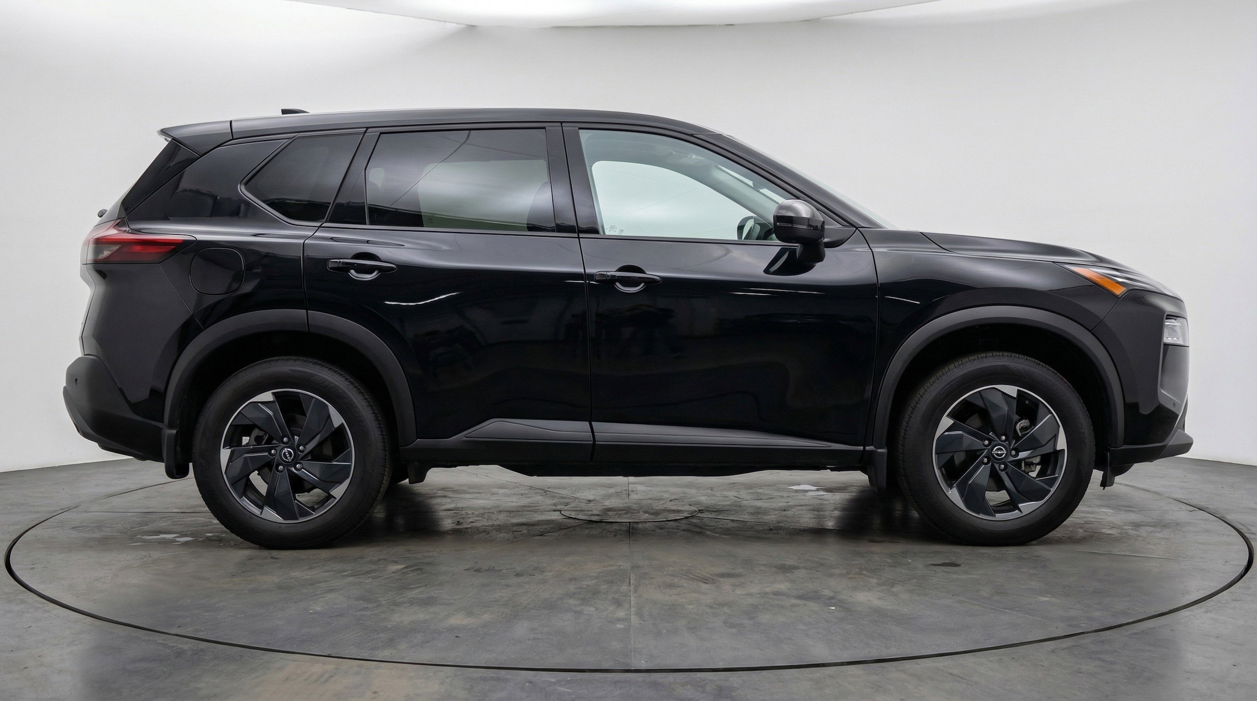 Thumbnail: 2025 Nissan Rogue - 11