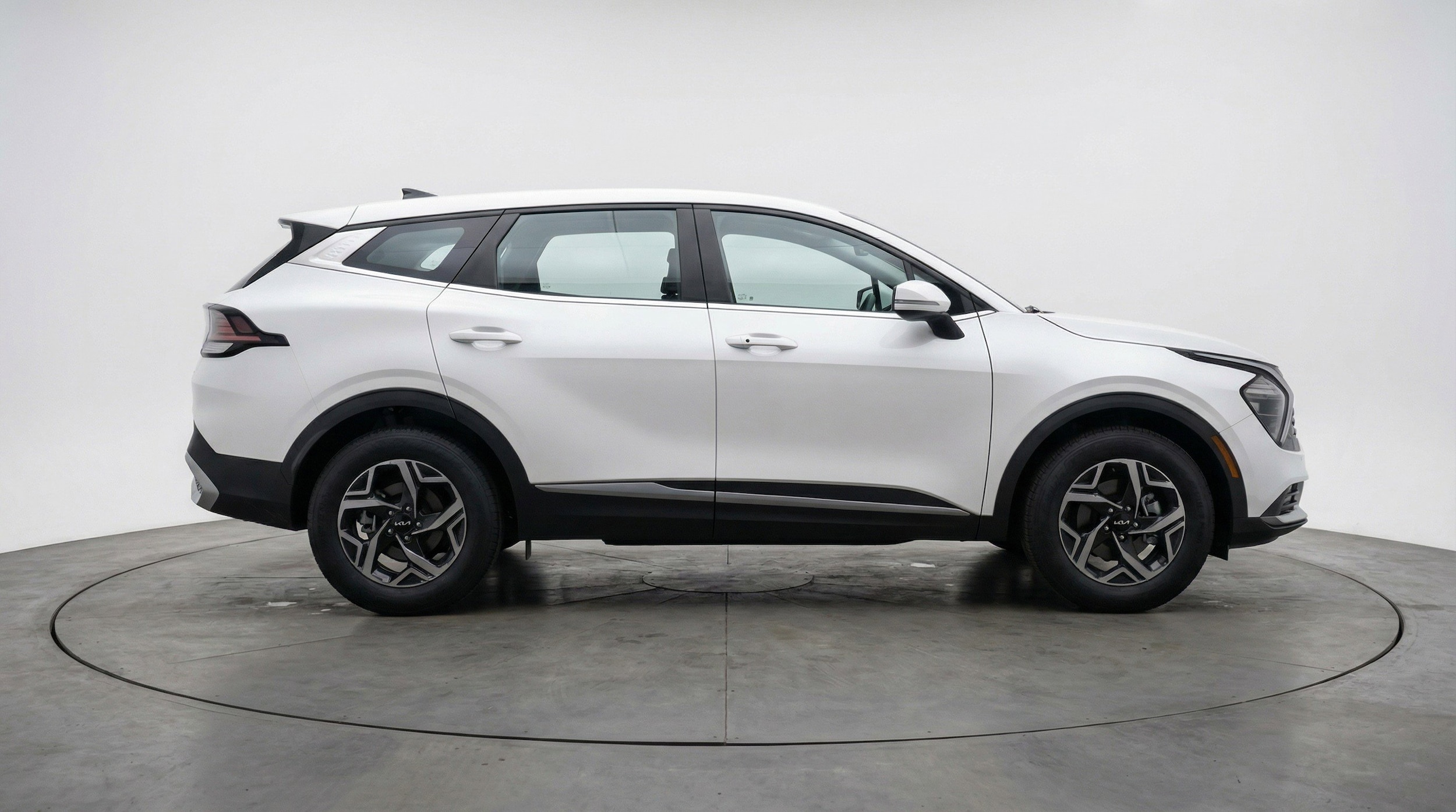 Thumbnail: 2025 Kia Sportage - 11