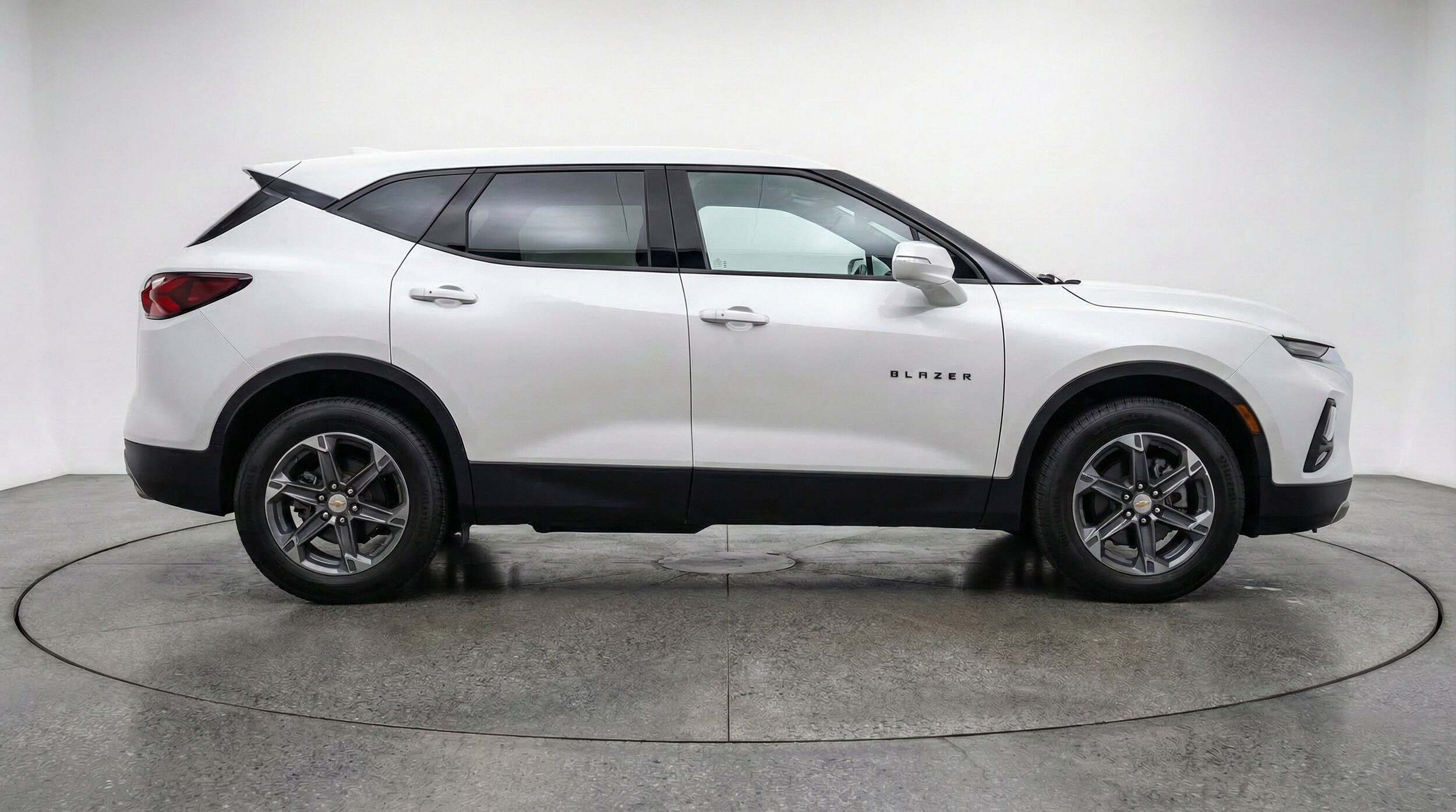 Thumbnail: 2025 Chevrolet Blazer - 11