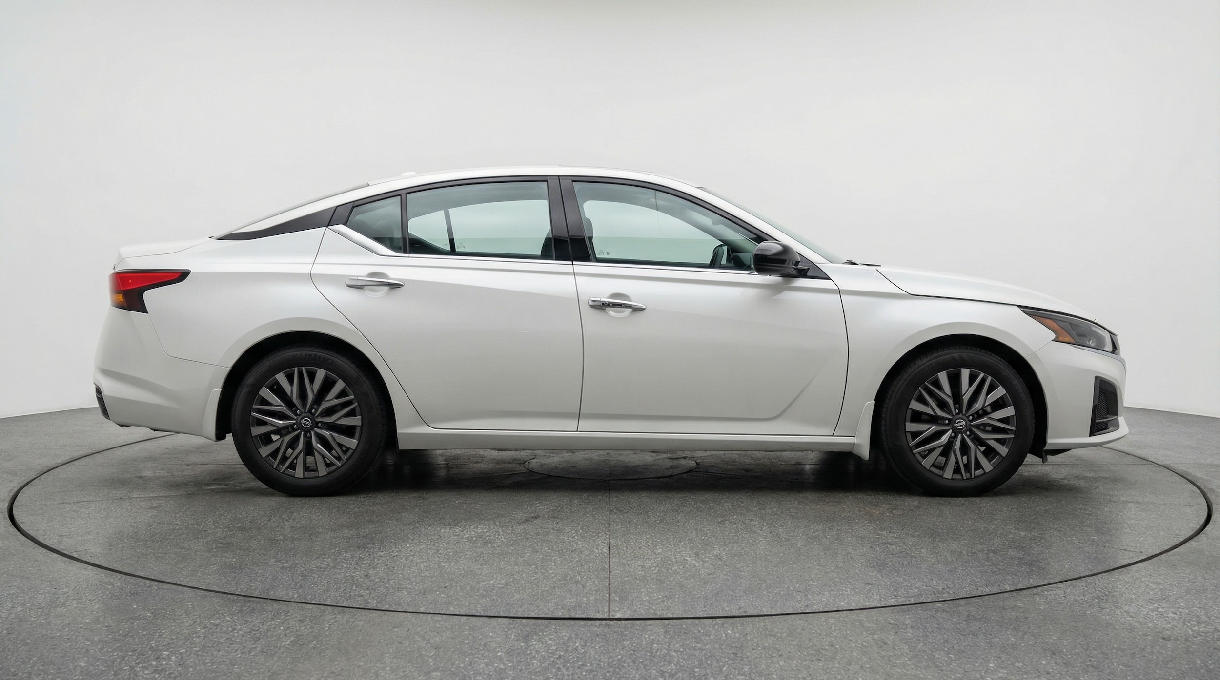 Thumbnail: 2025 Nissan Altima - 8