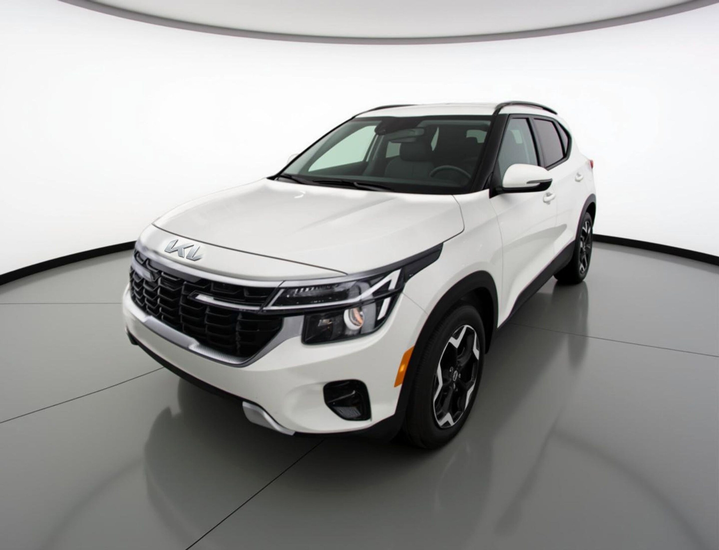 Thumbnail: 2025 Kia Seltos - 3