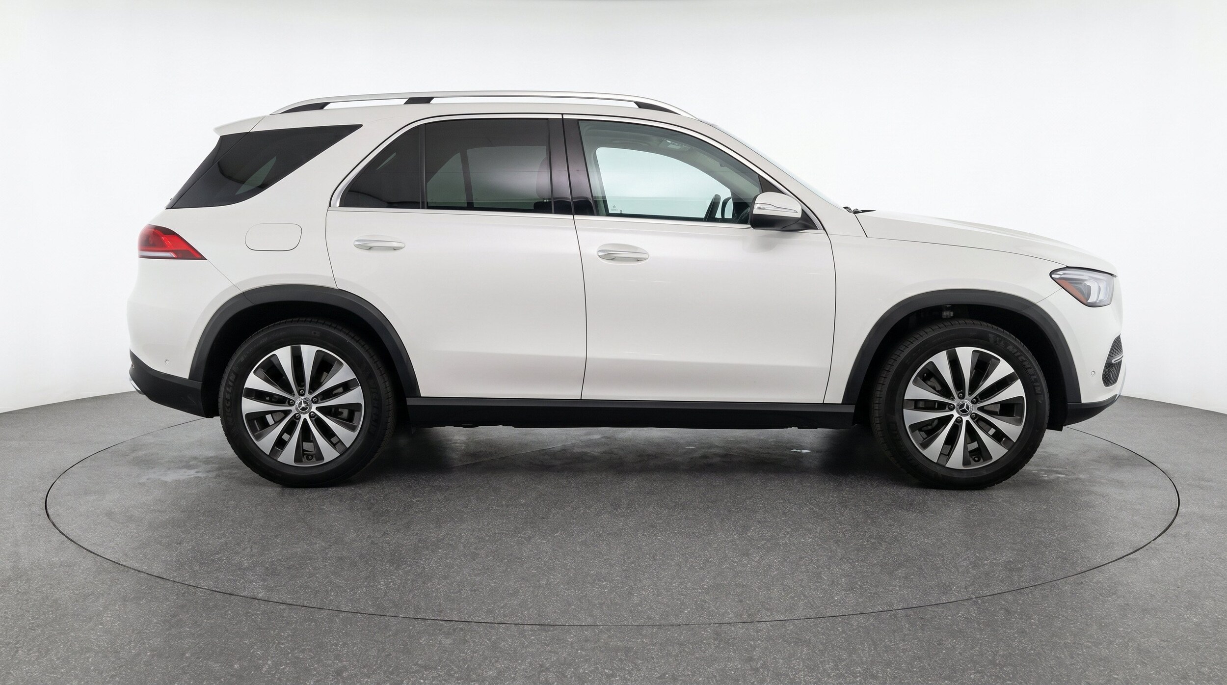 Thumbnail: 2026 Mercedes-Benz GLE - 11