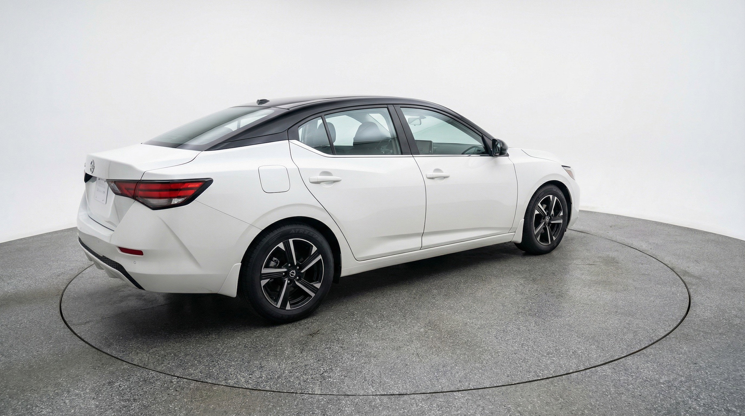 Thumbnail: 2025 Nissan Sentra - 9