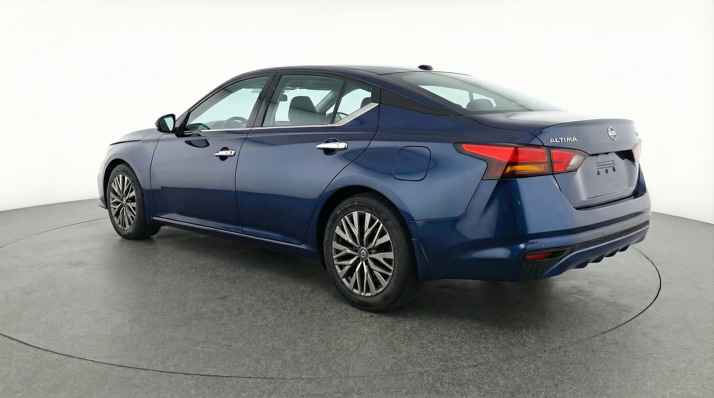 Thumbnail: 2025 Nissan Altima - 6