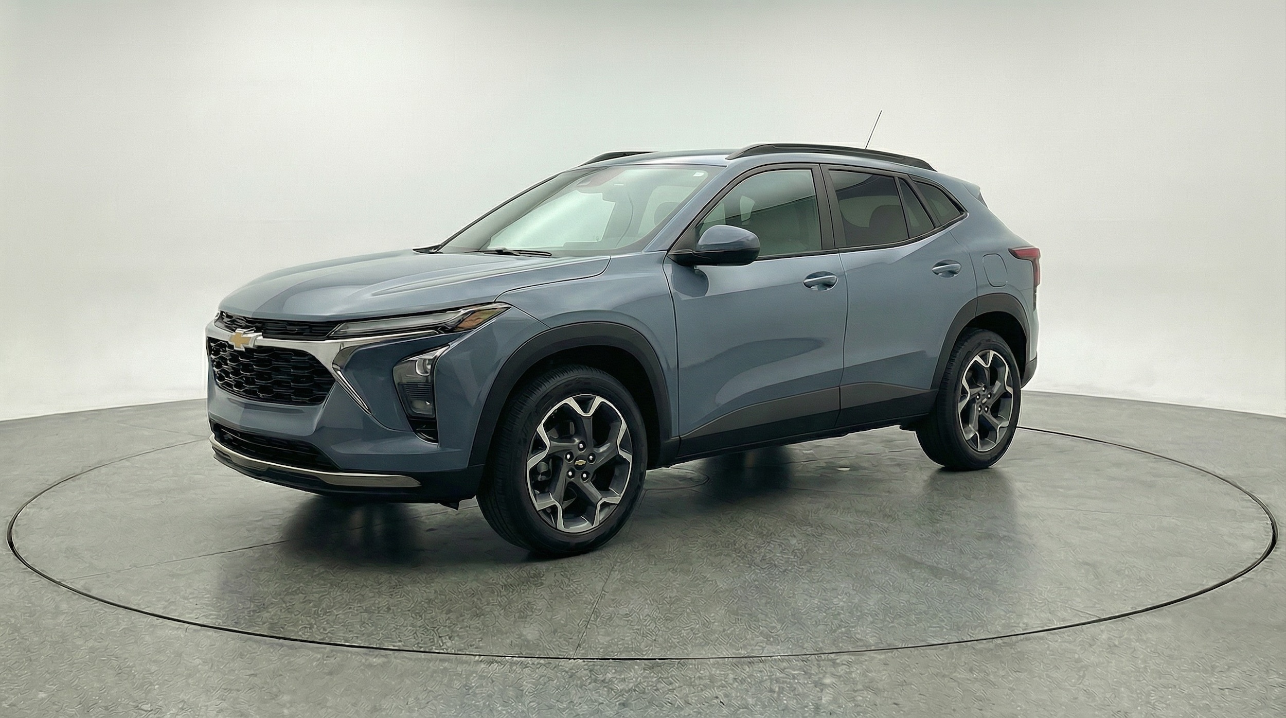 Thumbnail: 2025 Chevrolet Trax - 3