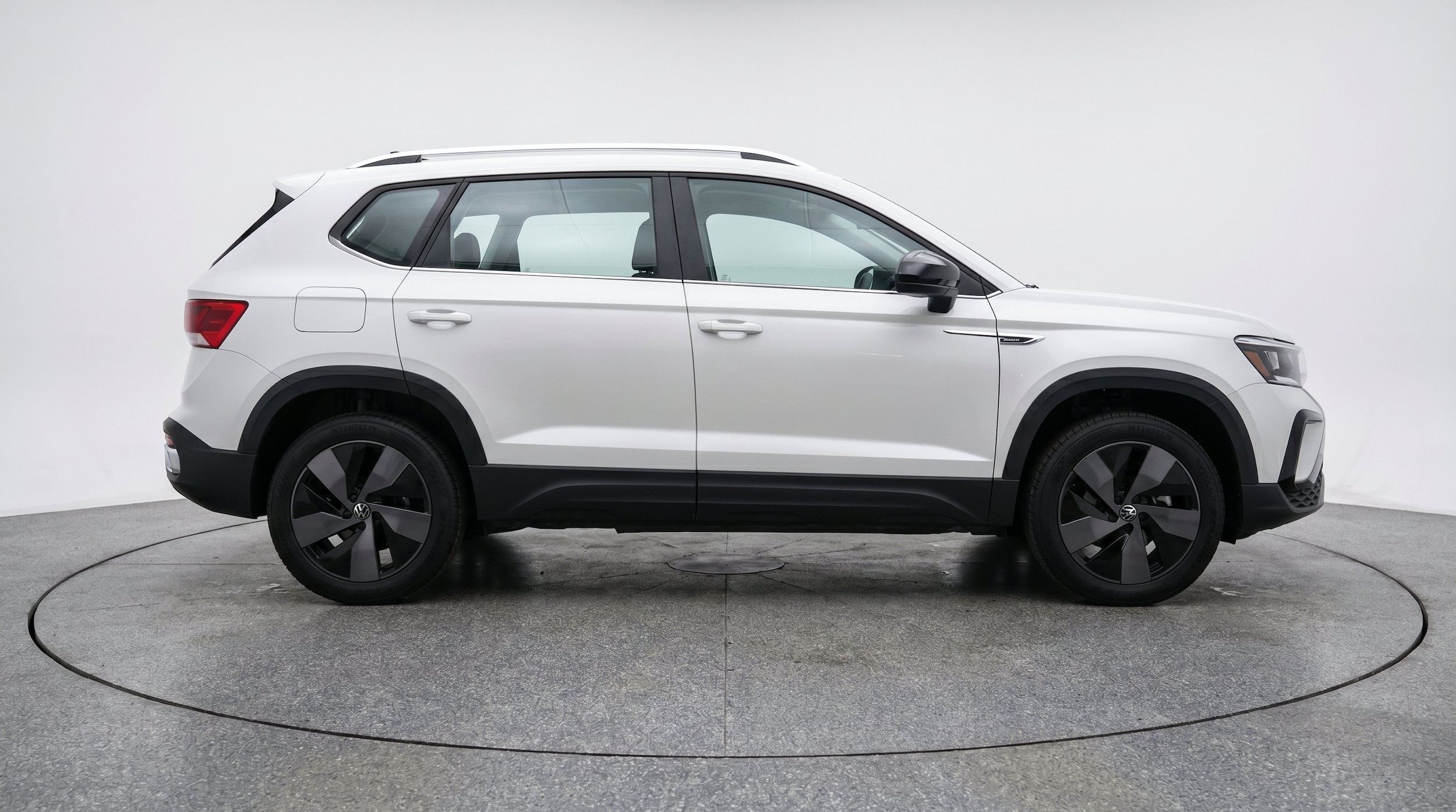 Thumbnail: 2026 Volkswagen Taos - 11
