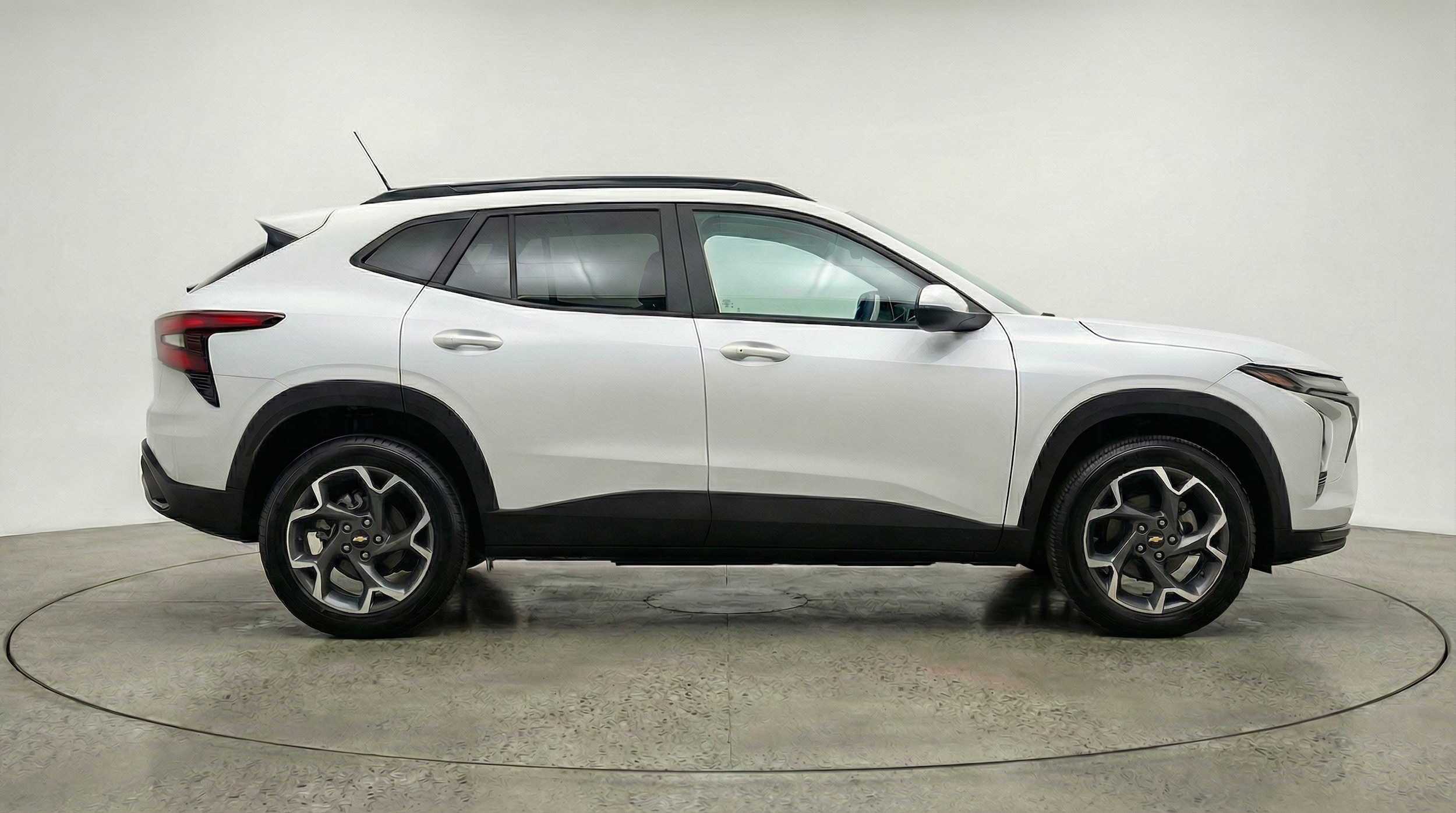 Thumbnail: 2025 Chevrolet Trax - 8