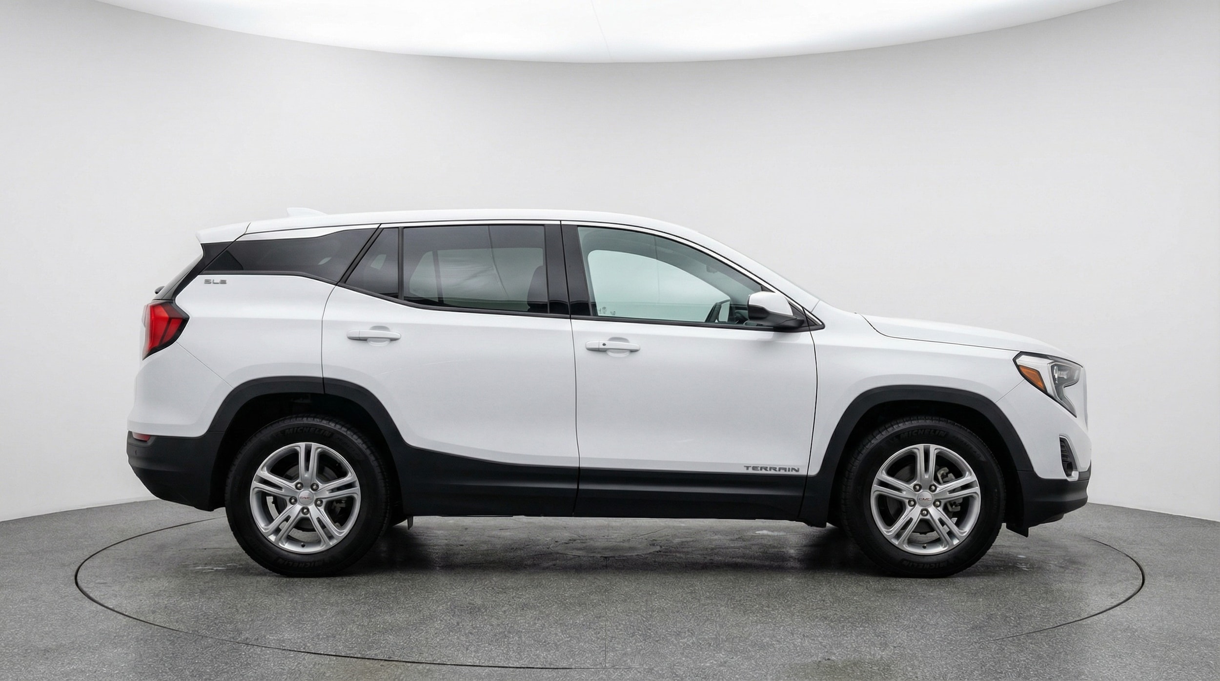 Thumbnail: 2024 GMC Terrain - 8