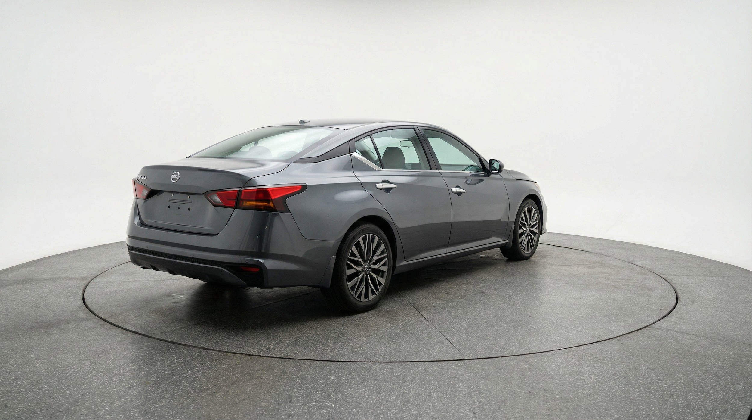 Thumbnail: 2025 Nissan Altima - 9