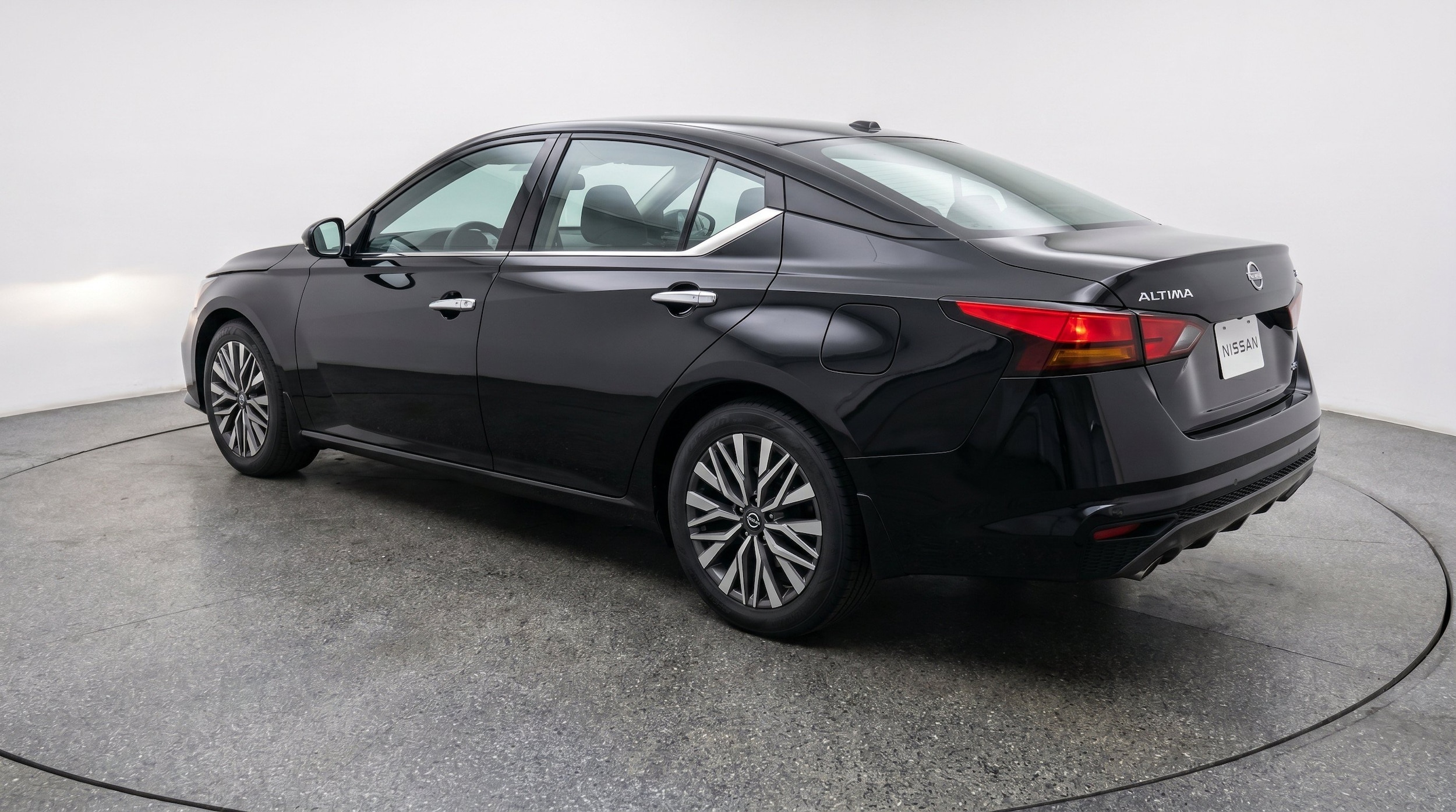 Thumbnail: 2025 Nissan Altima - 6