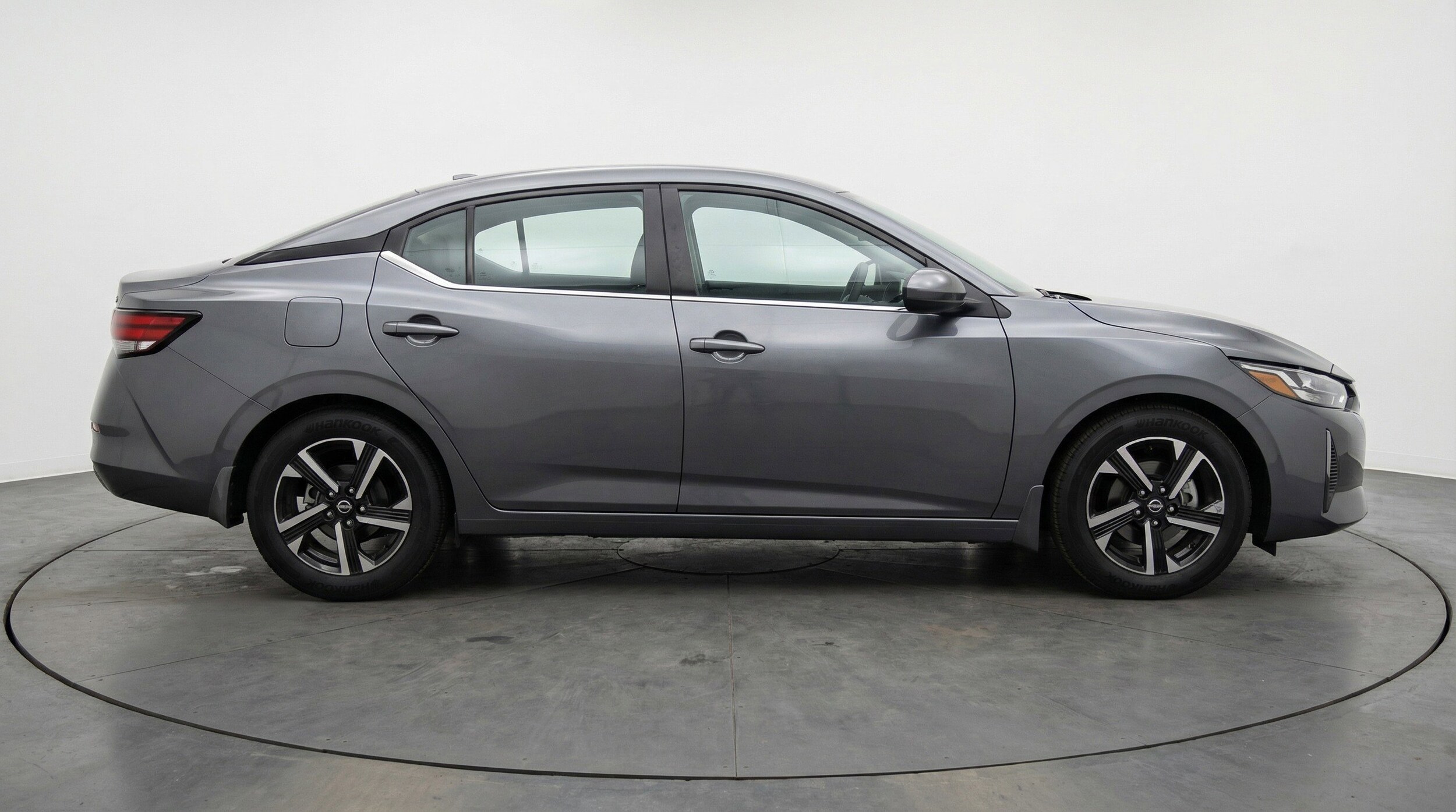 Thumbnail: 2025 Nissan Sentra - 11