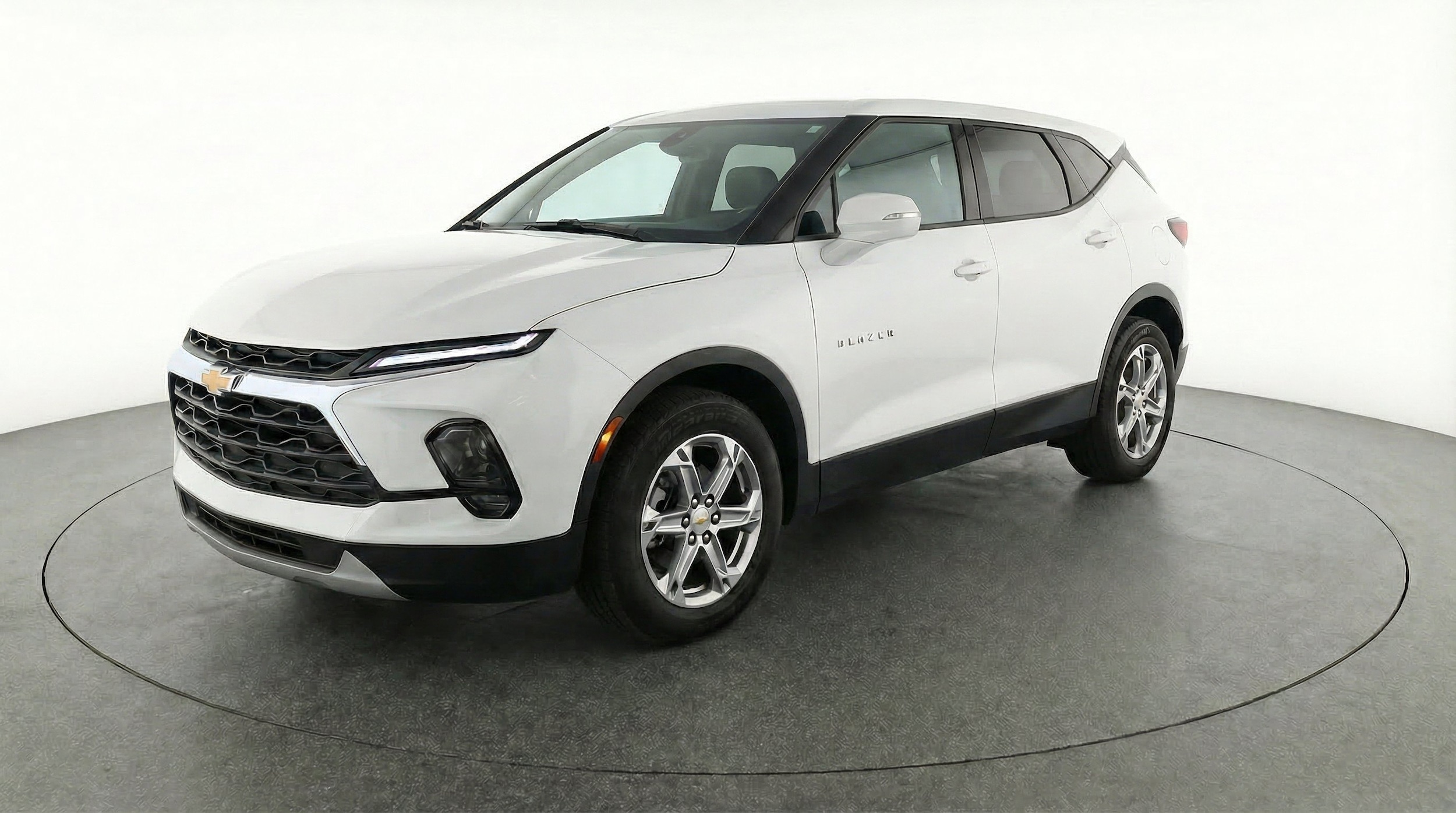 Thumbnail: 2025 Chevrolet Blazer - 3