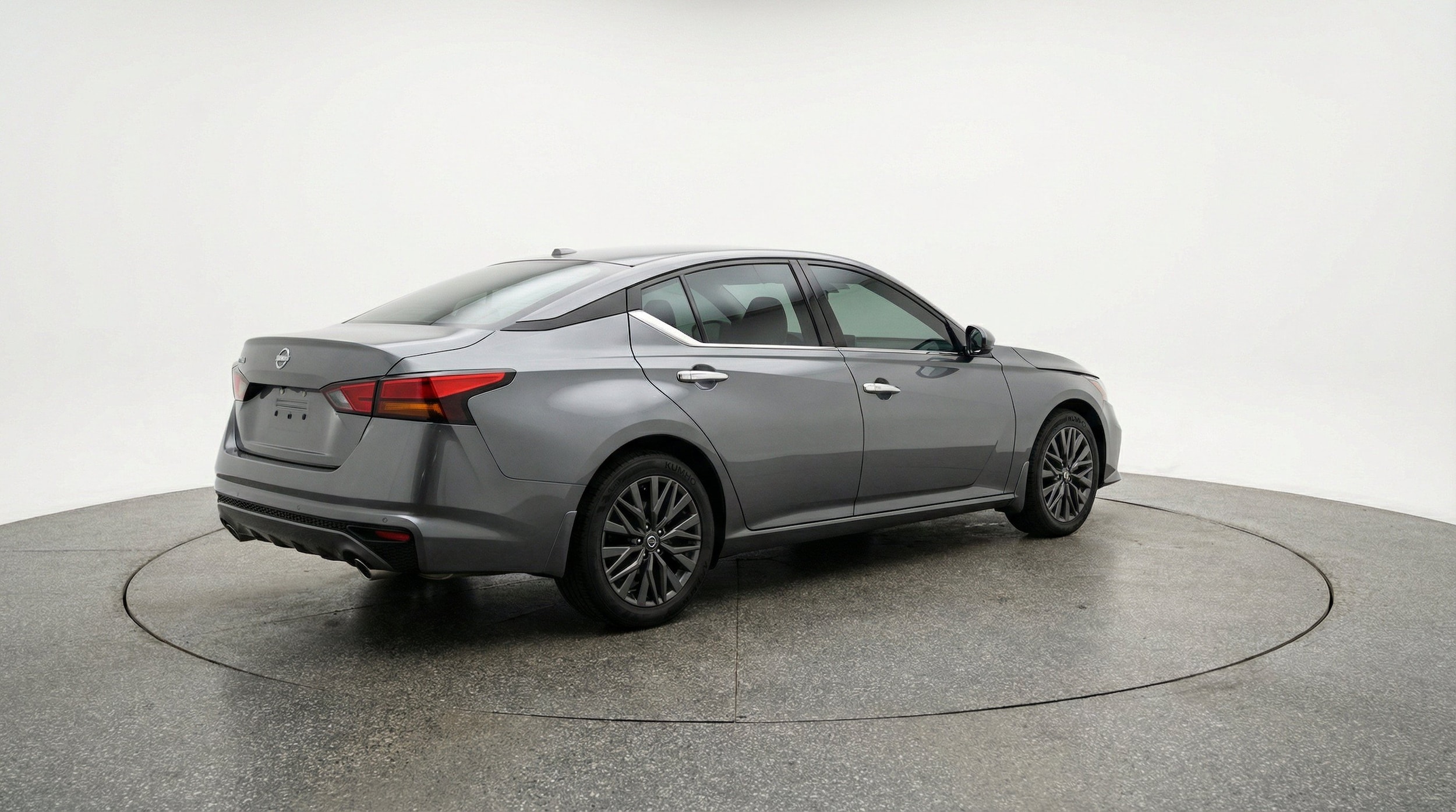 Thumbnail: 2025 Nissan Altima - 9