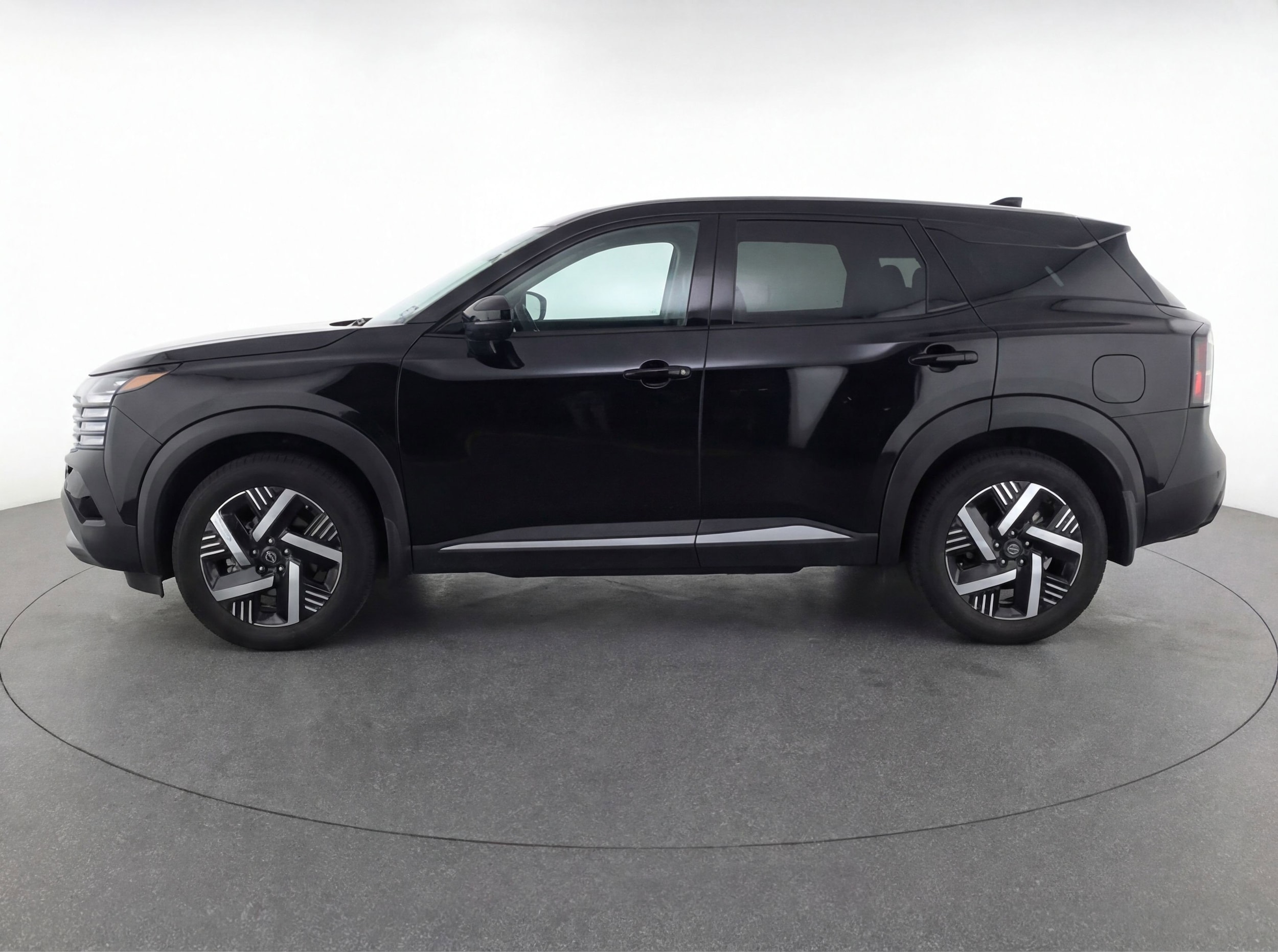 Thumbnail: 2025 Nissan Kicks - 5