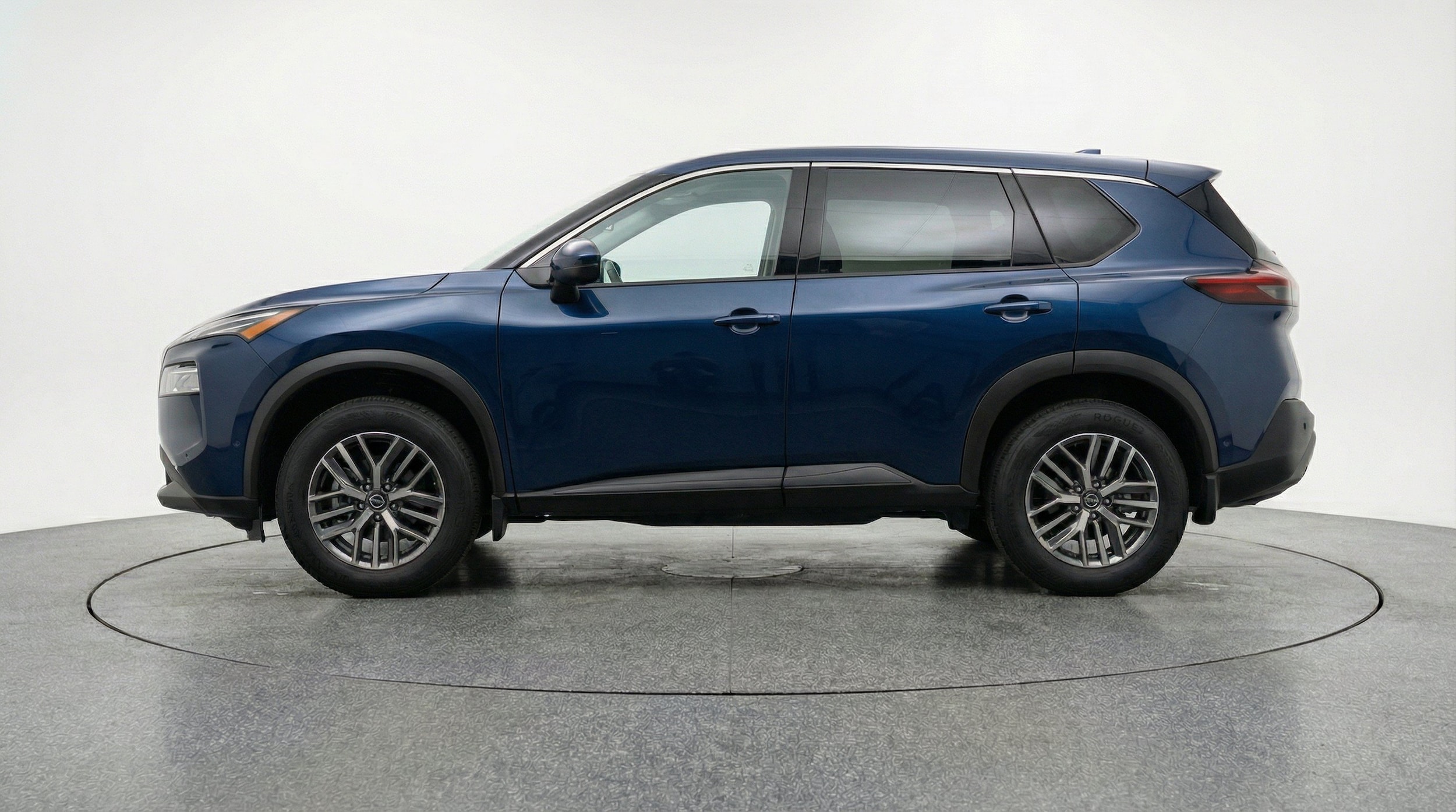 Thumbnail: 2026 Nissan Rogue - 5